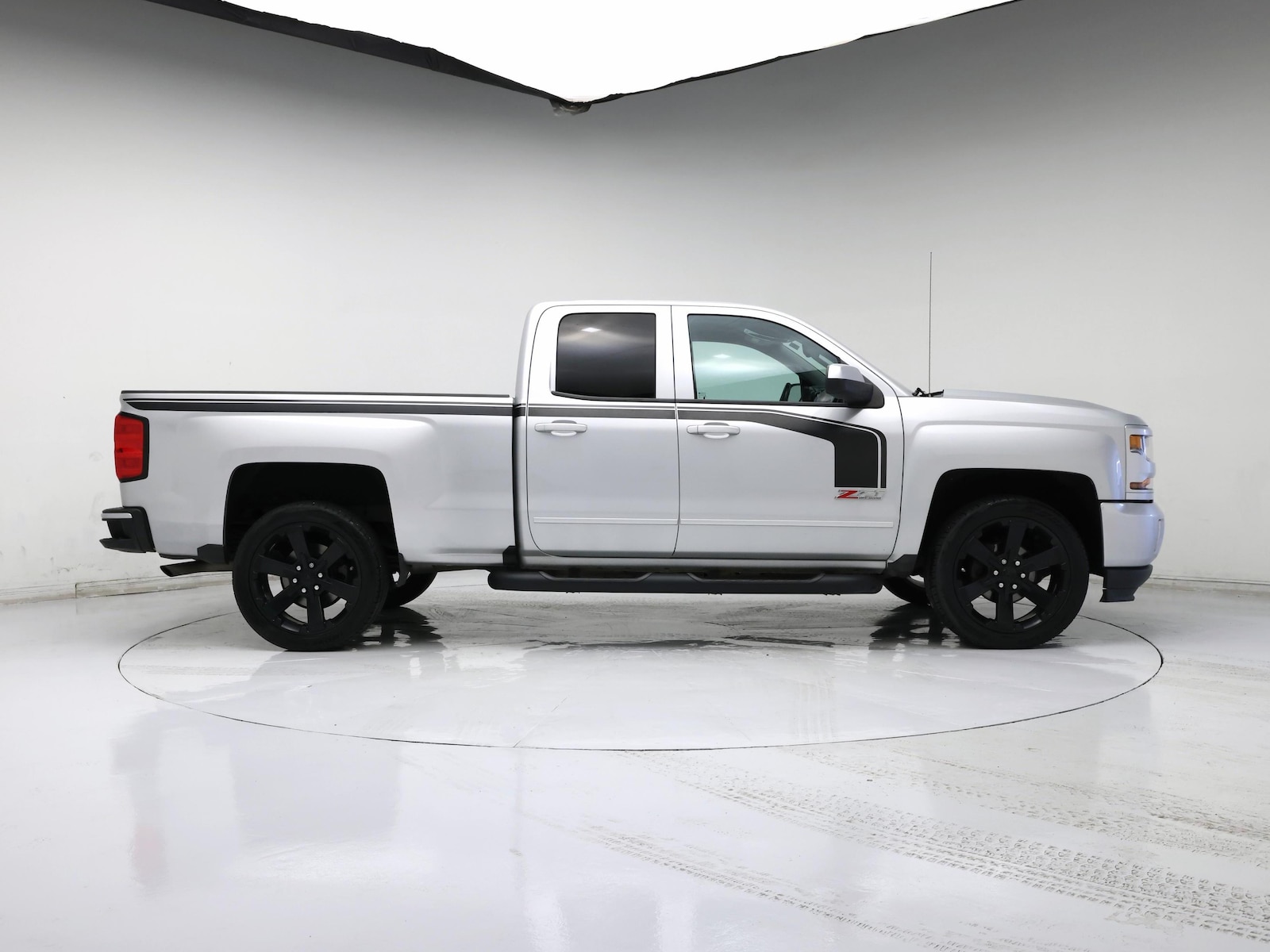 2017 Chevrolet Silverado 1500 LT Z71 - Photo 8