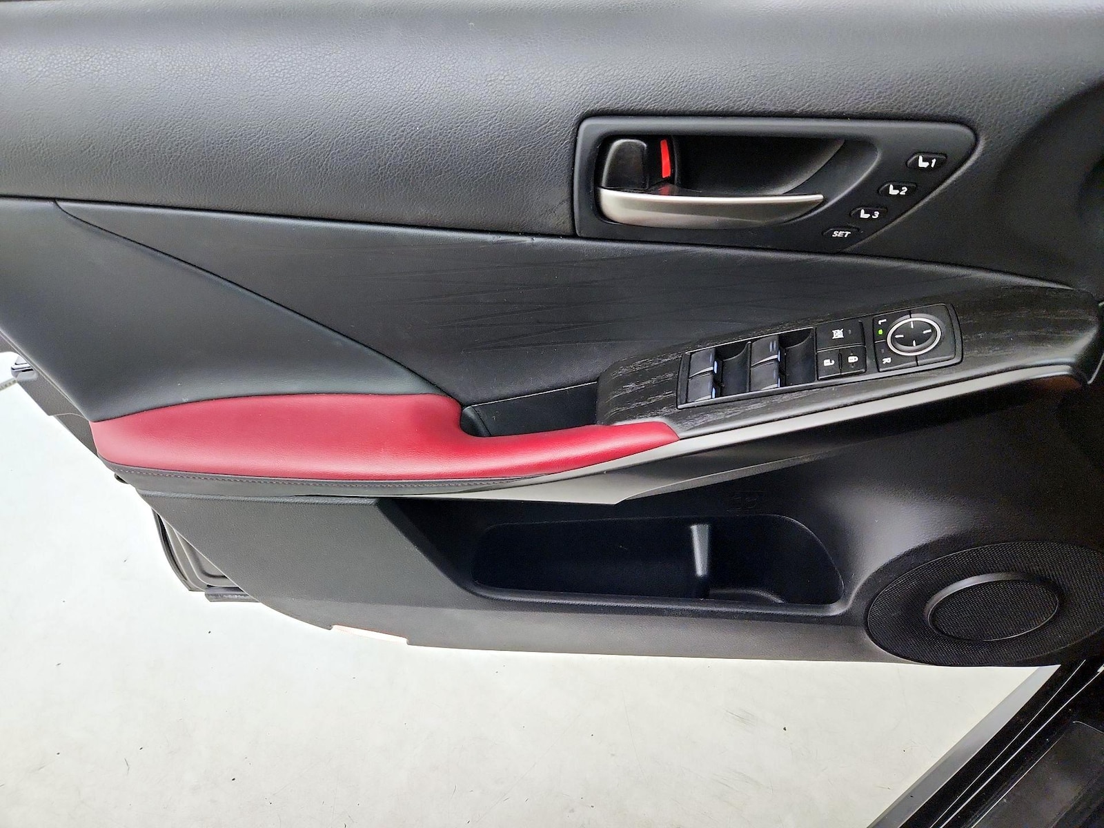 2022 Lexus IS 300 - Photo 13