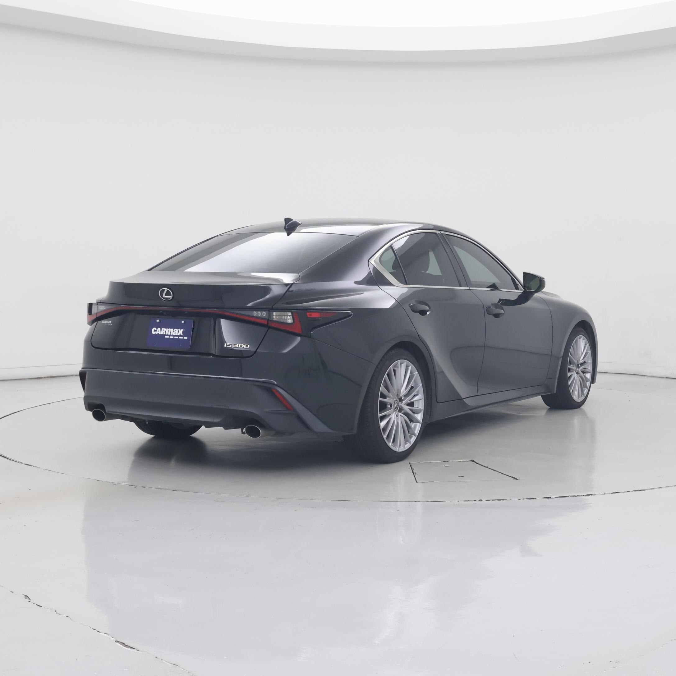 Thumbnail: 2022 Lexus IS - 8