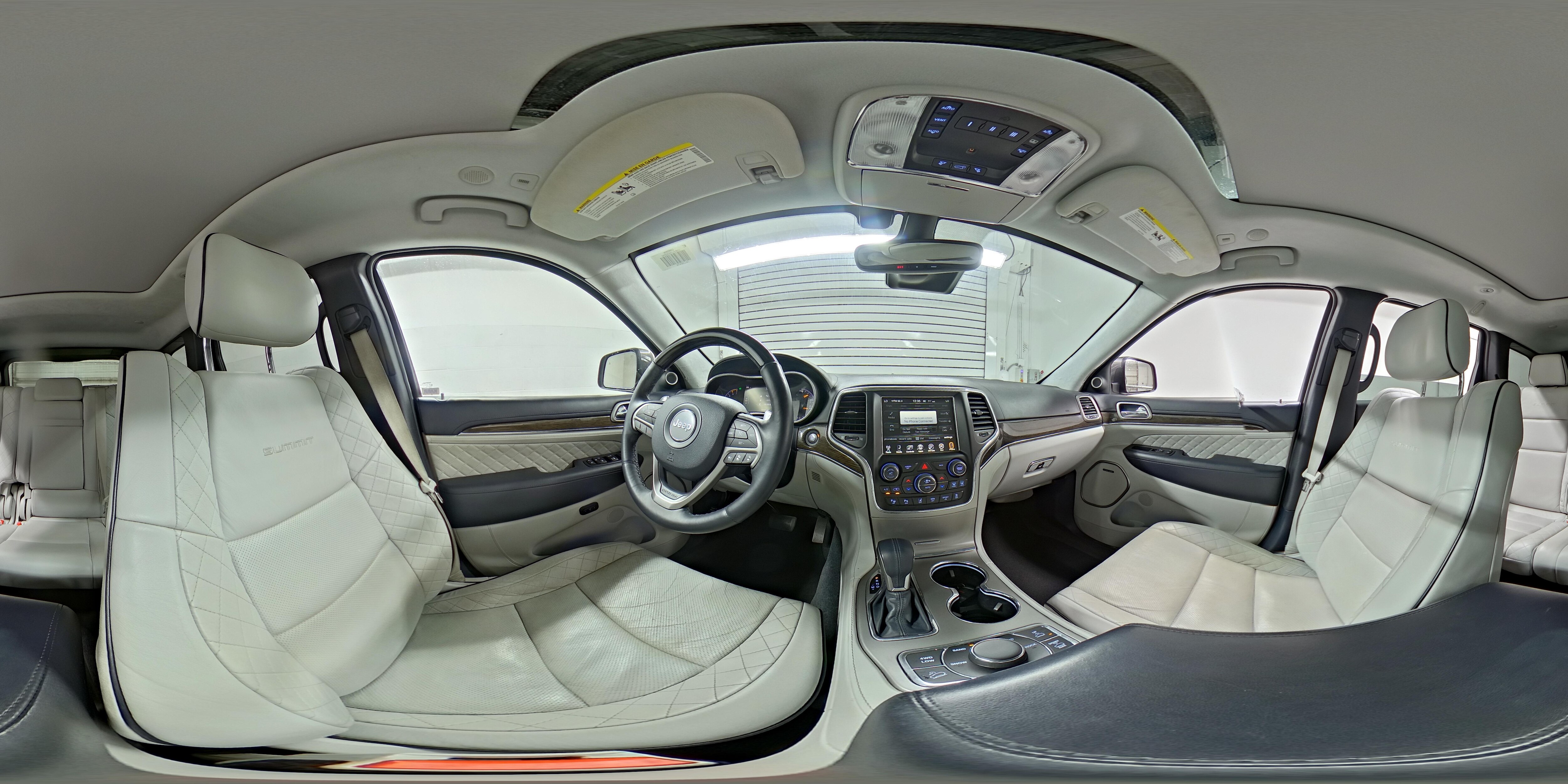 2017 Jeep Grand Cherokee Summit - Photo 23