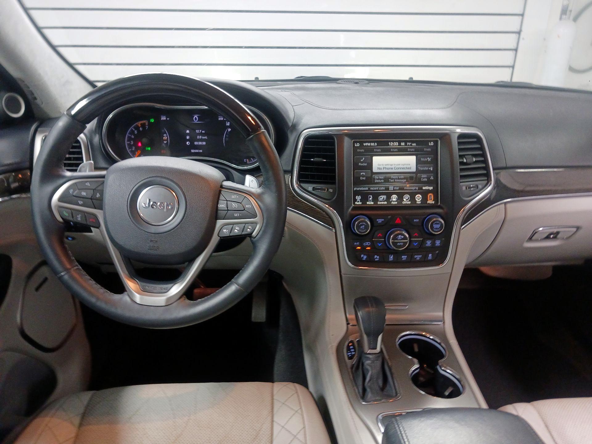 Thumbnail: 2017 Jeep Grand Cherokee - 9