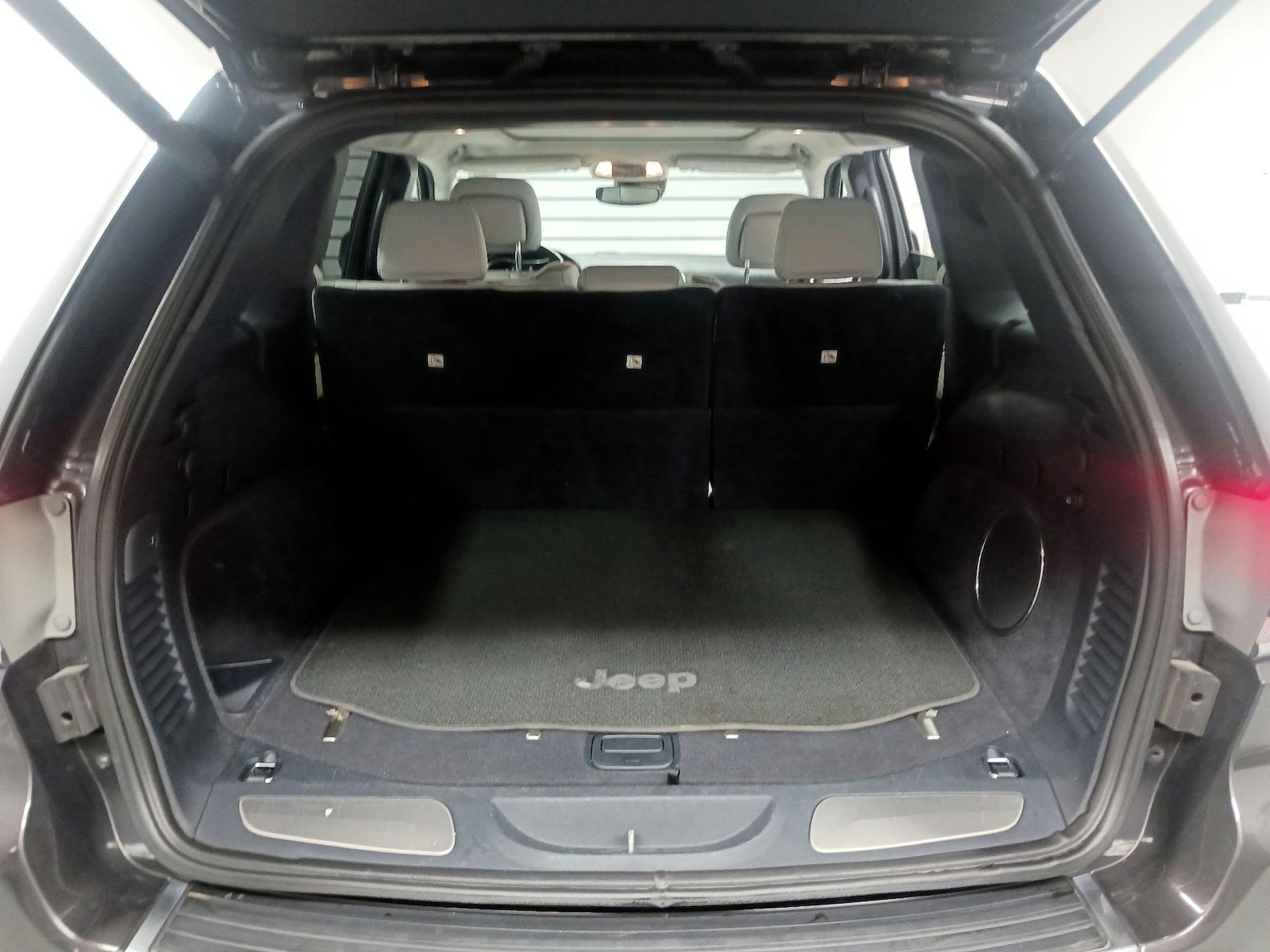 2017 Jeep Grand Cherokee Summit - Photo 20