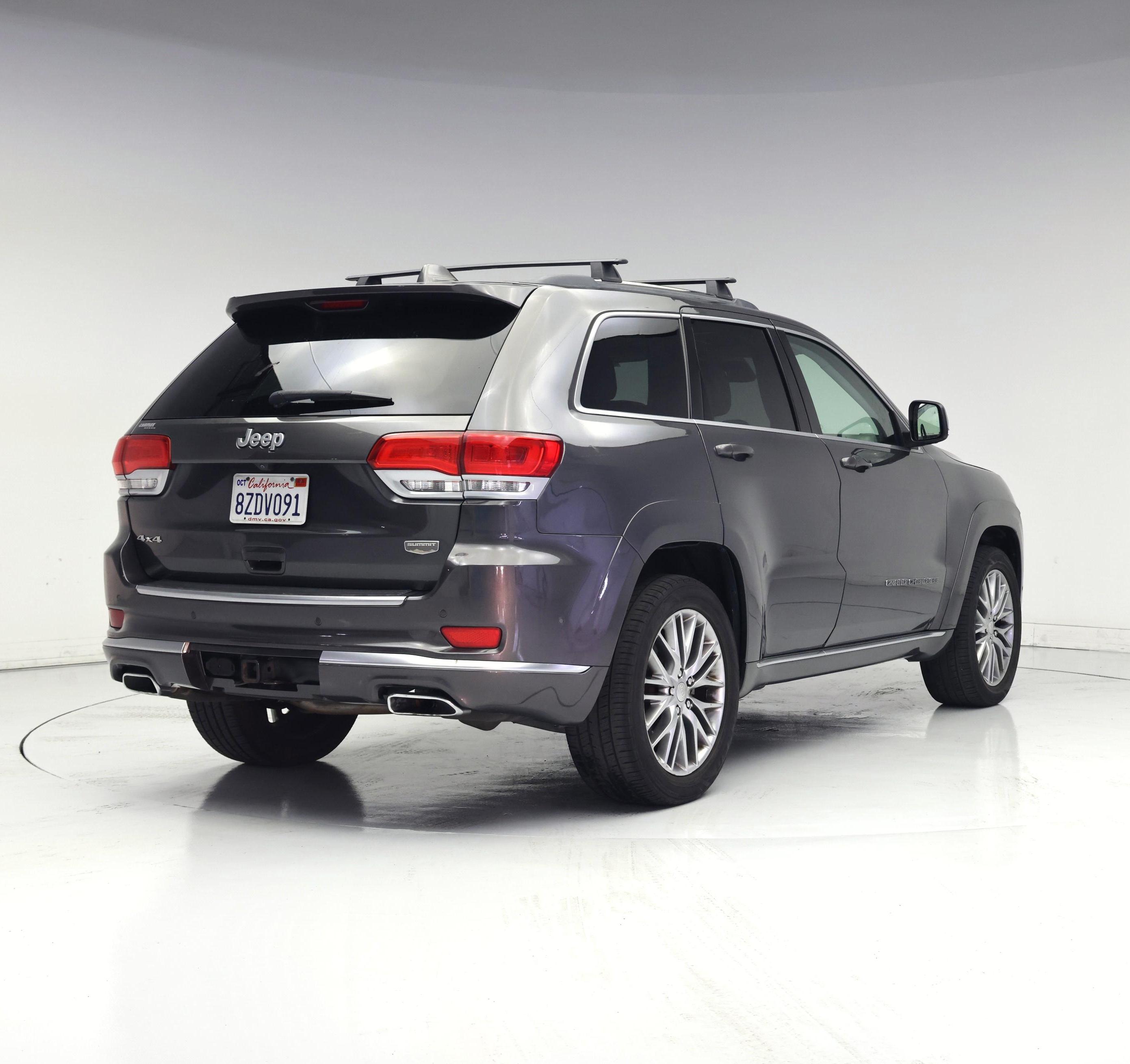Thumbnail: 2017 Jeep Grand Cherokee - 8