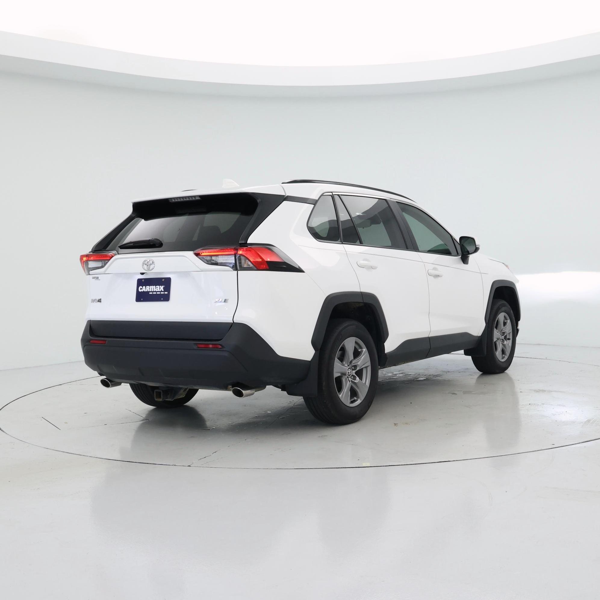 Thumbnail: 2025 Toyota RAV4 - 8