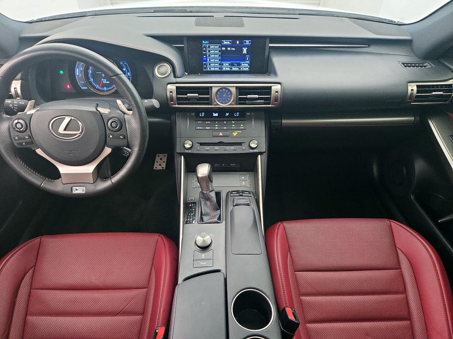 Thumbnail: 2016 Lexus IS - 9
