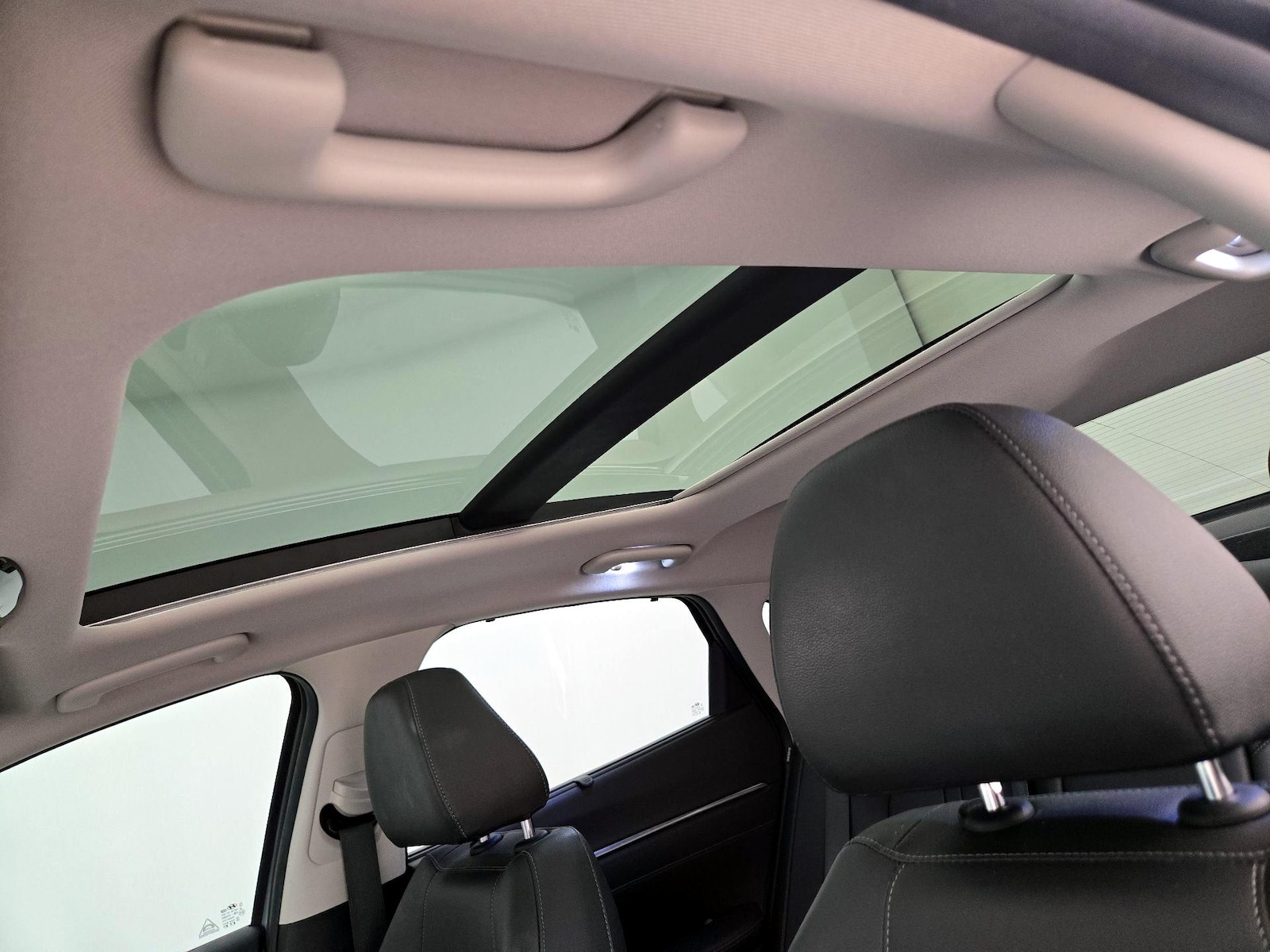 2023 Hyundai Sonata Hybrid Limited - Photo 21