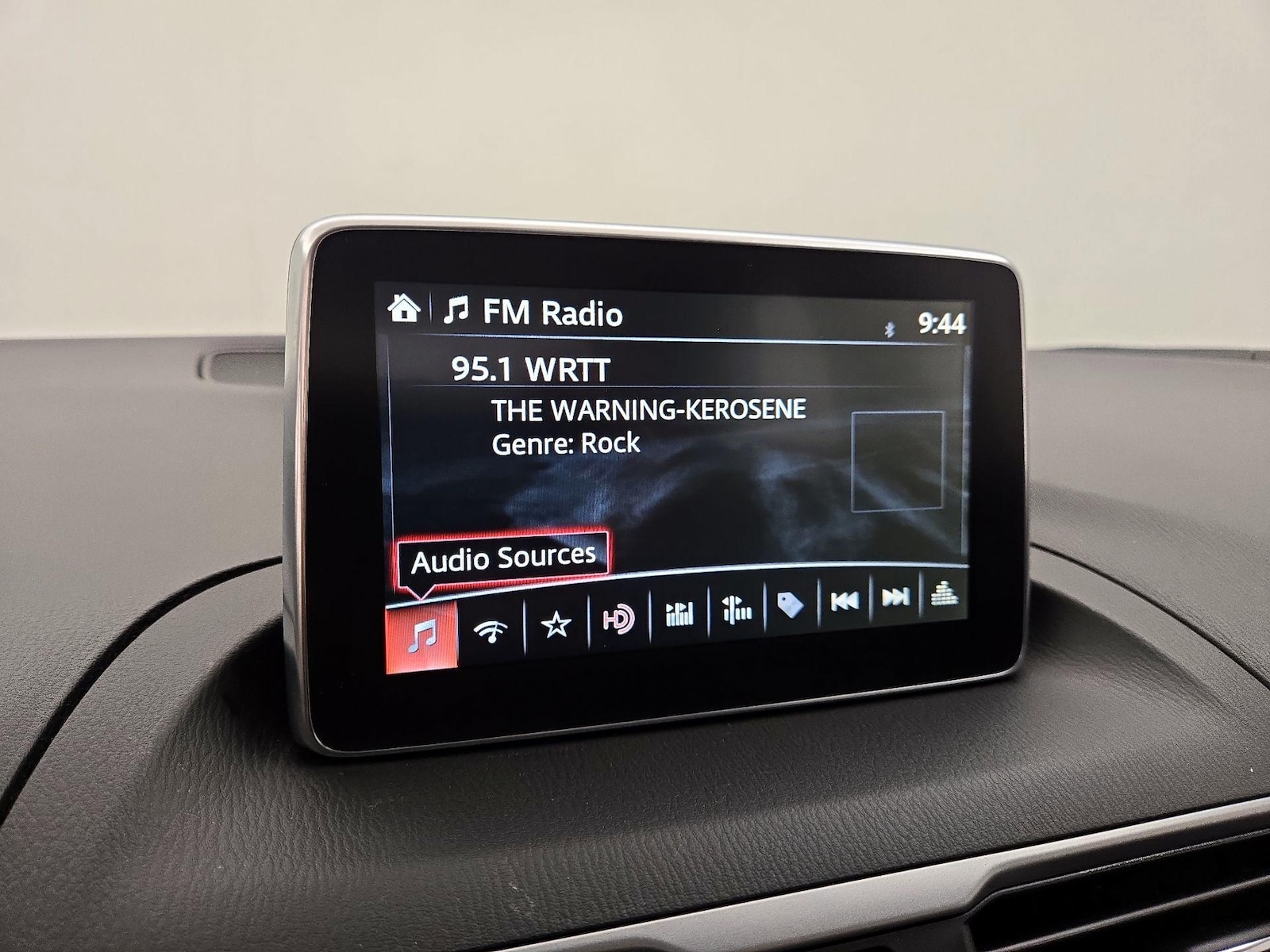 2016 Mazda MAZDA3 i Grand Touring - Photo 17