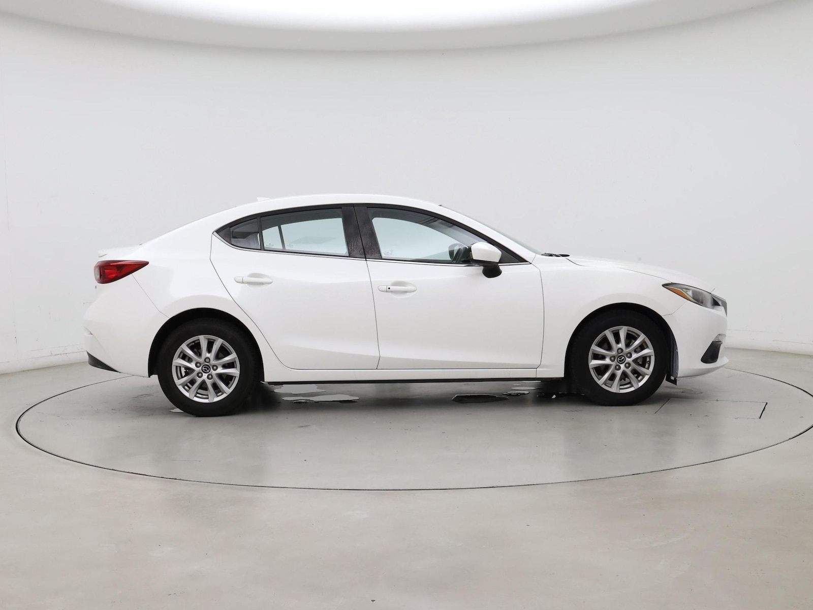 2016 Mazda MAZDA3 i Grand Touring - Photo 8