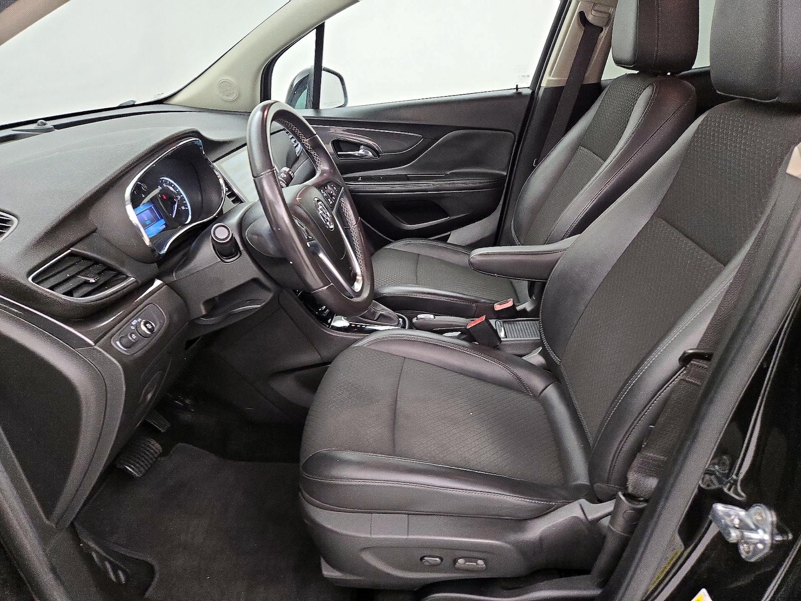 2020 Buick Encore Preferred - Photo 12