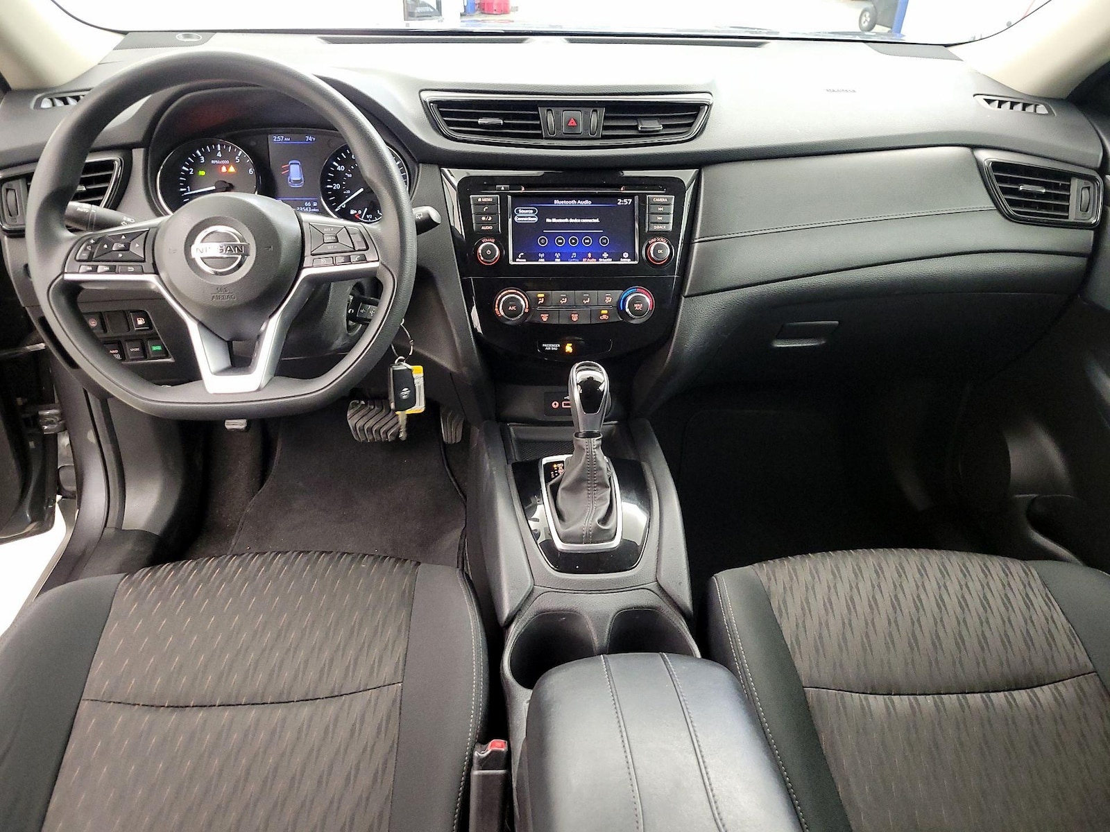 Photo 10