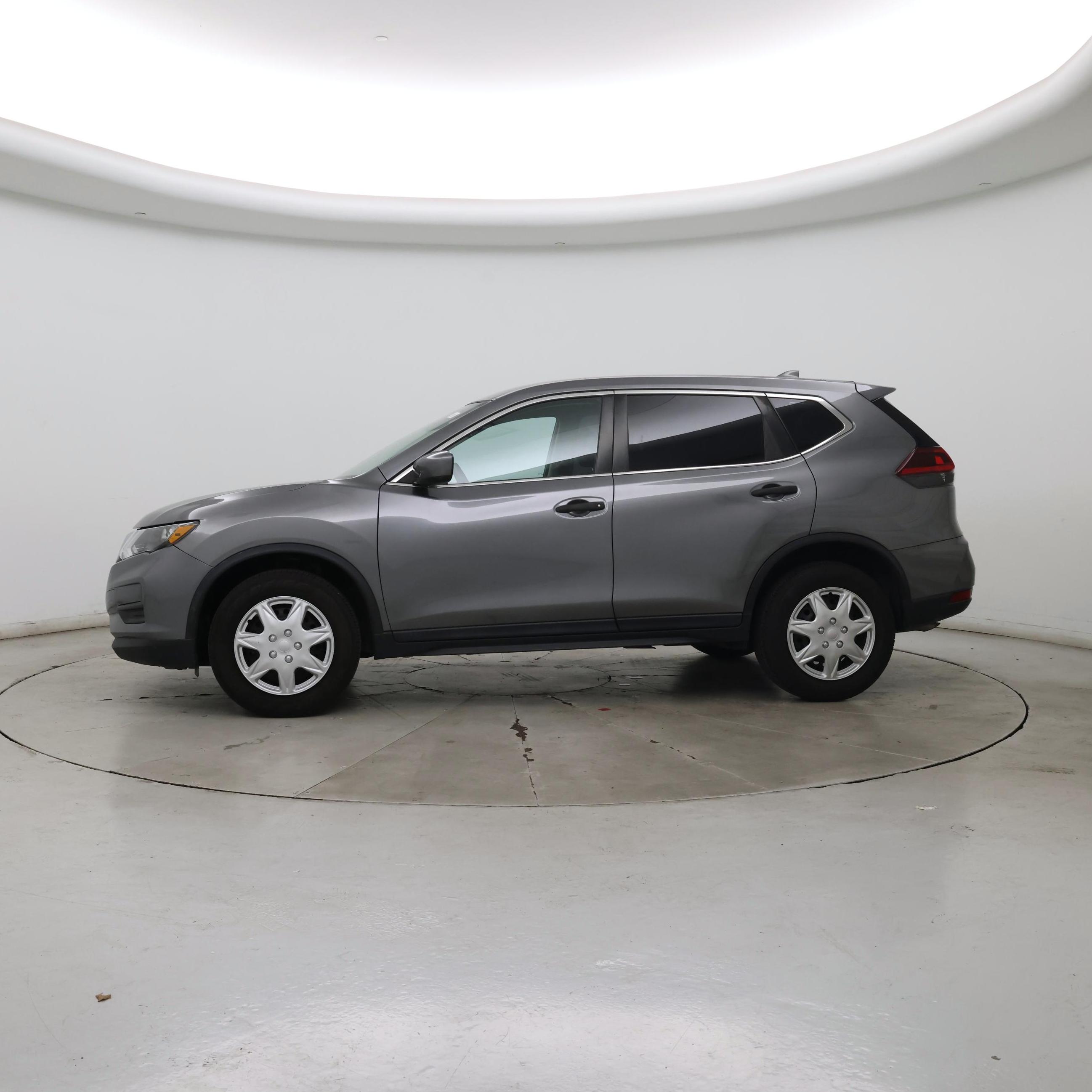 Thumbnail: 2020 Nissan Rogue - 3