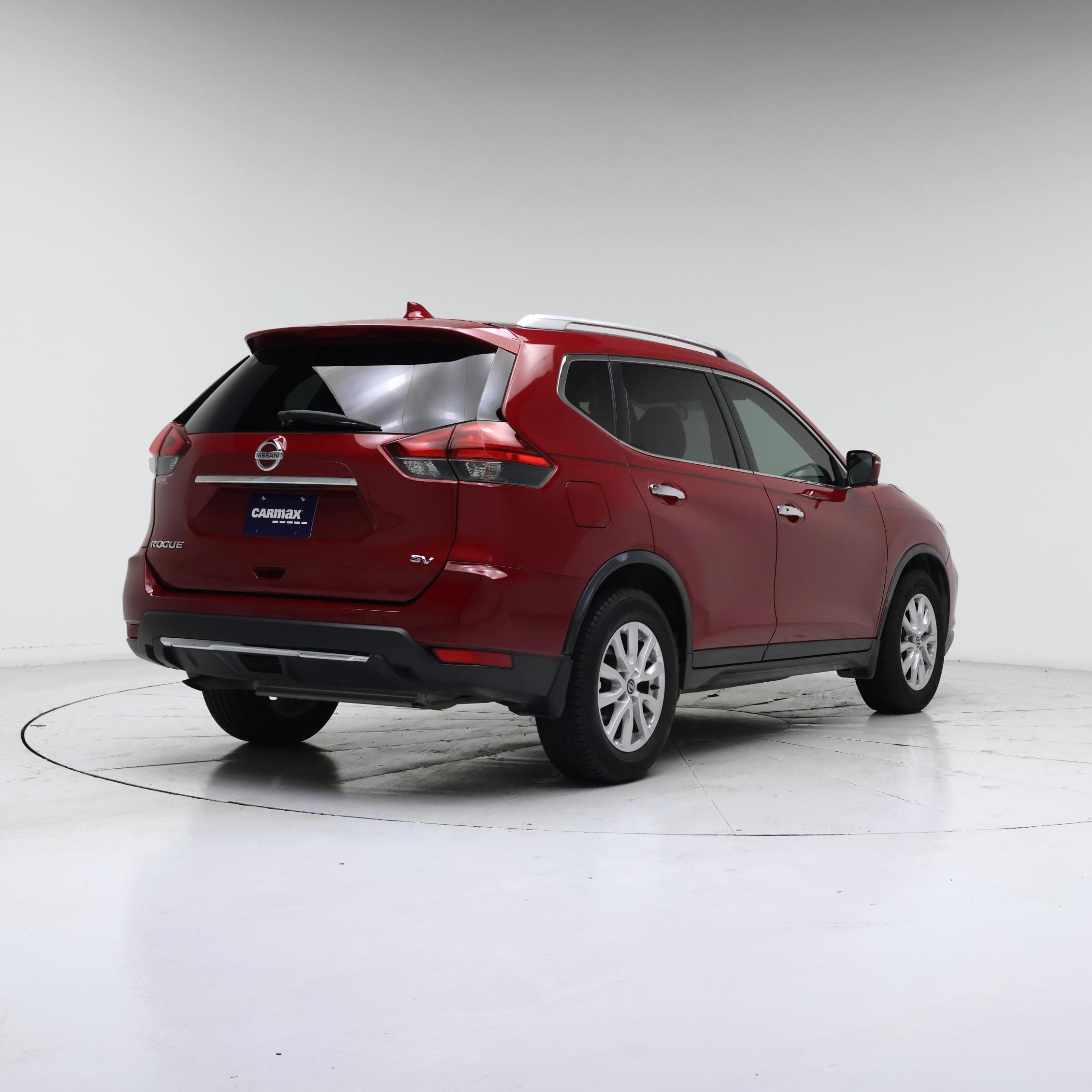 Thumbnail: 2017 Nissan Rogue - 8