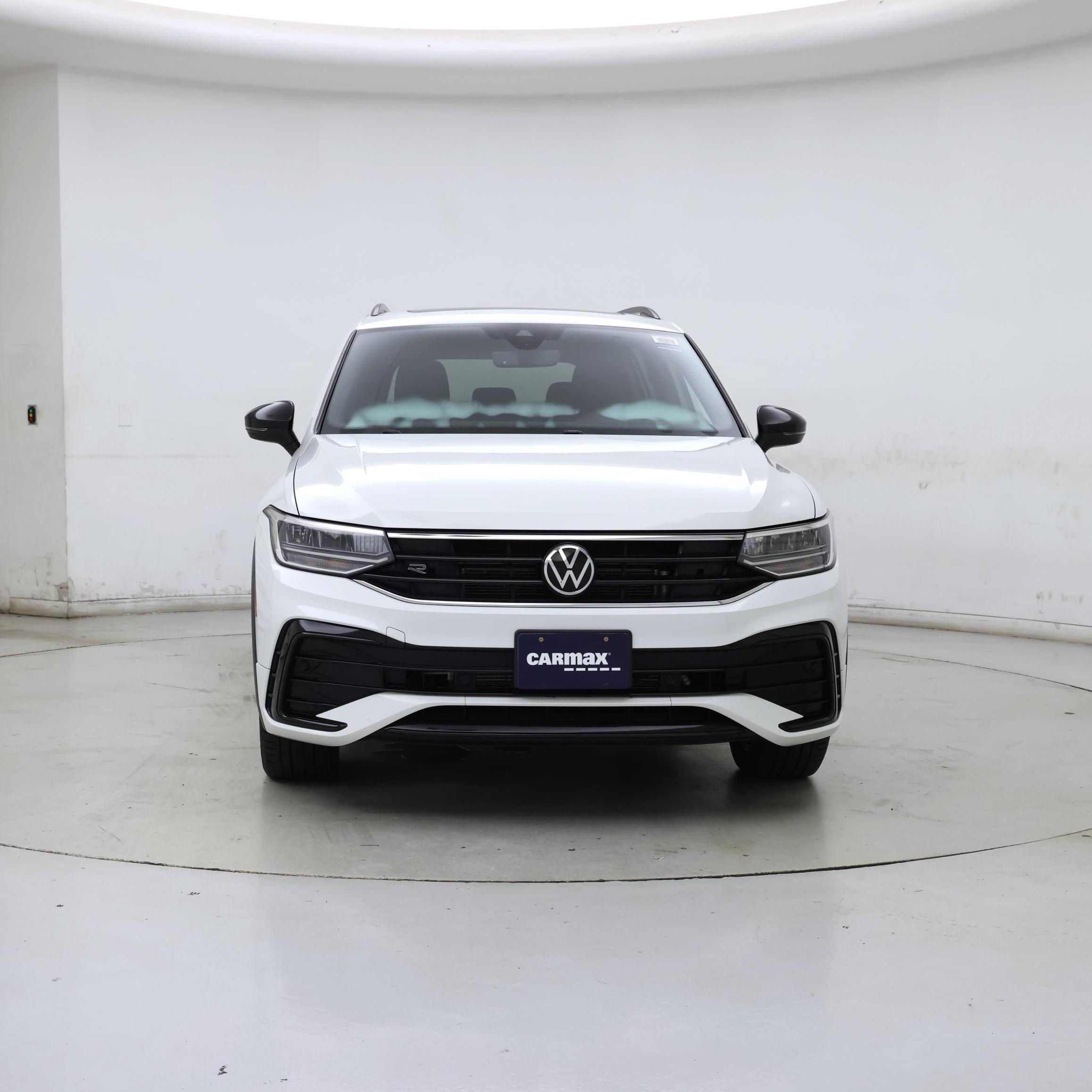 Thumbnail: 2022 Volkswagen Tiguan - 5