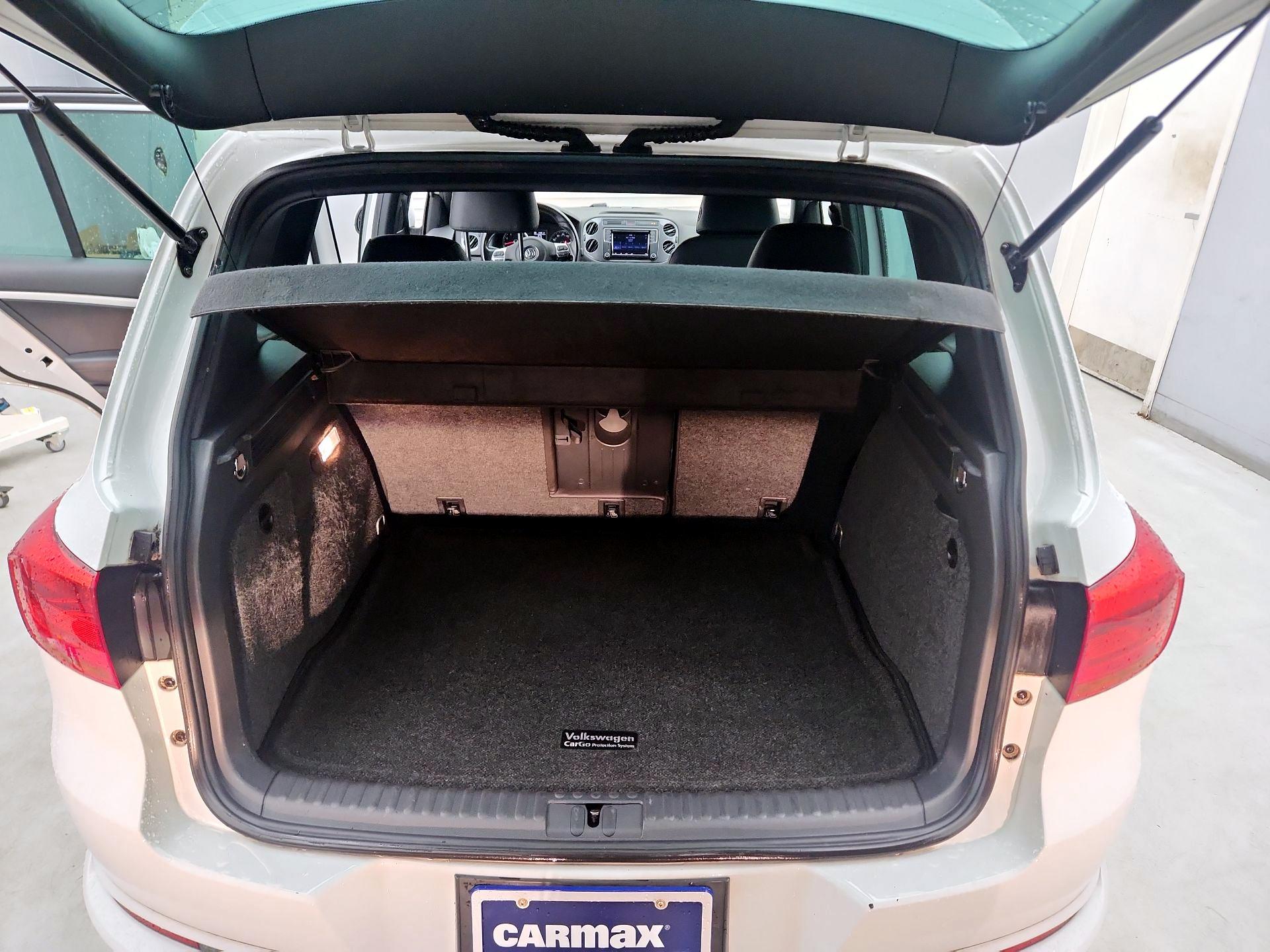 Thumbnail: 2016 Volkswagen Tiguan - 20