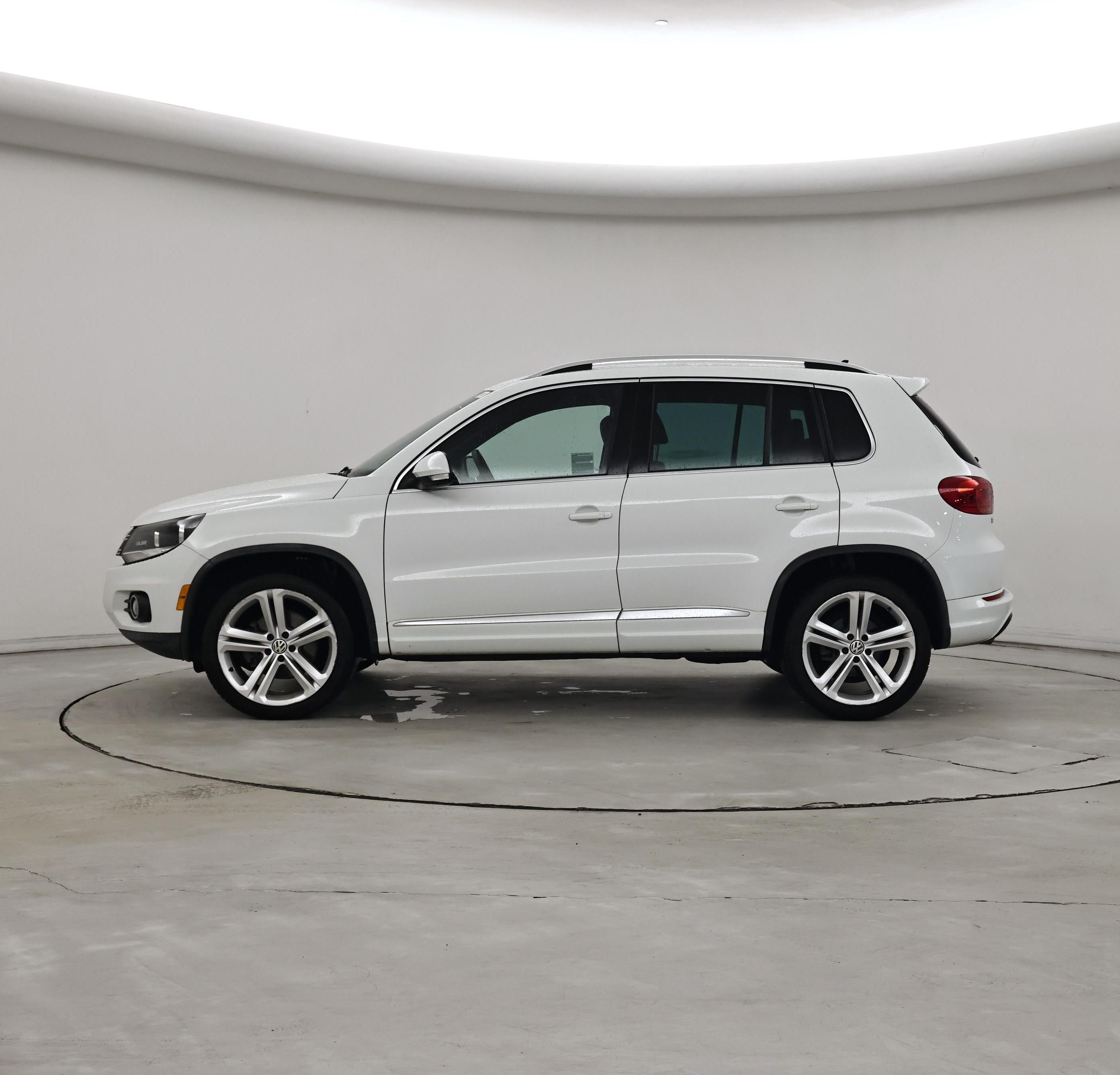 Thumbnail: 2016 Volkswagen Tiguan - 3
