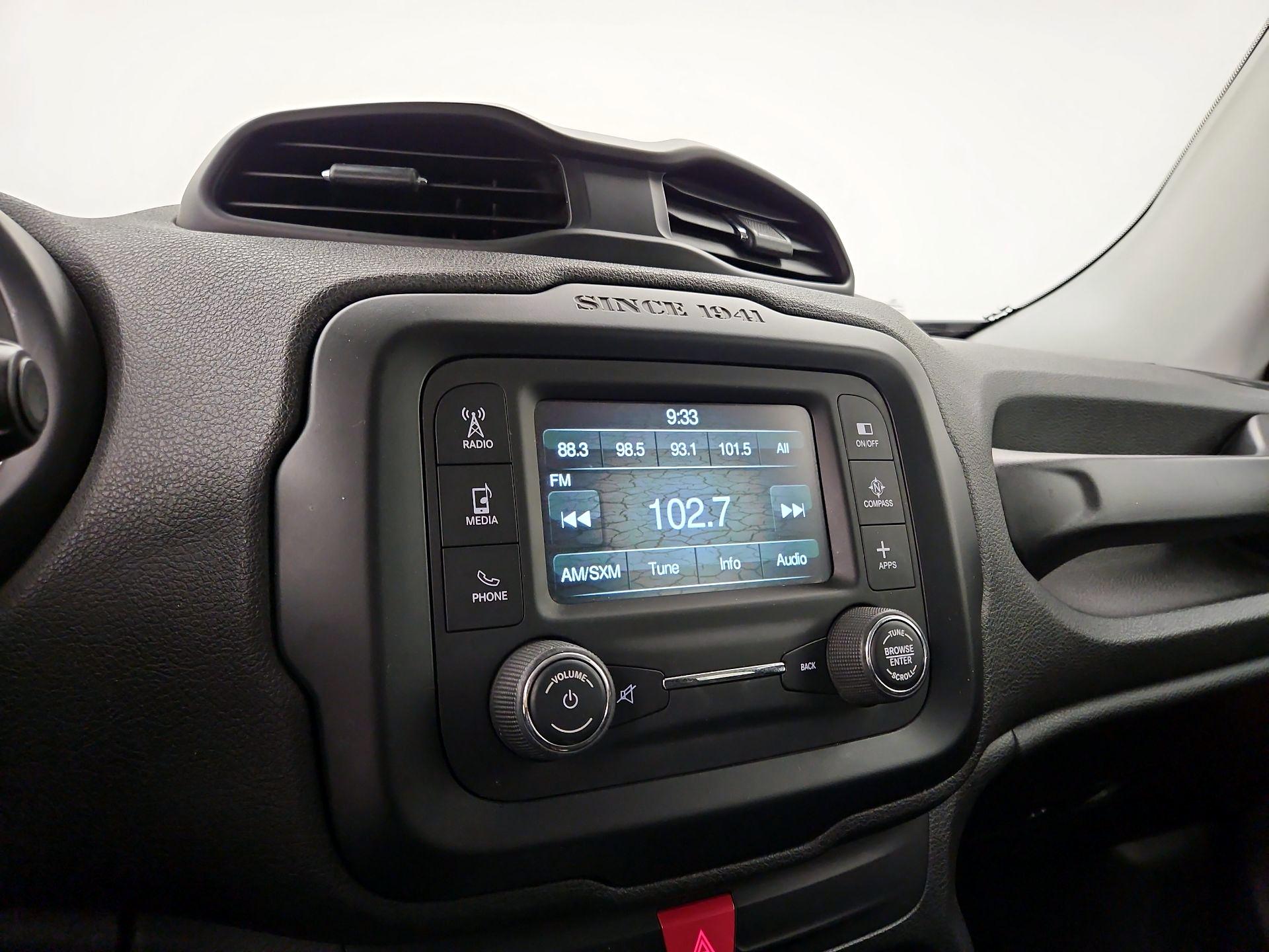 Thumbnail: 2017 Jeep Renegade - 13