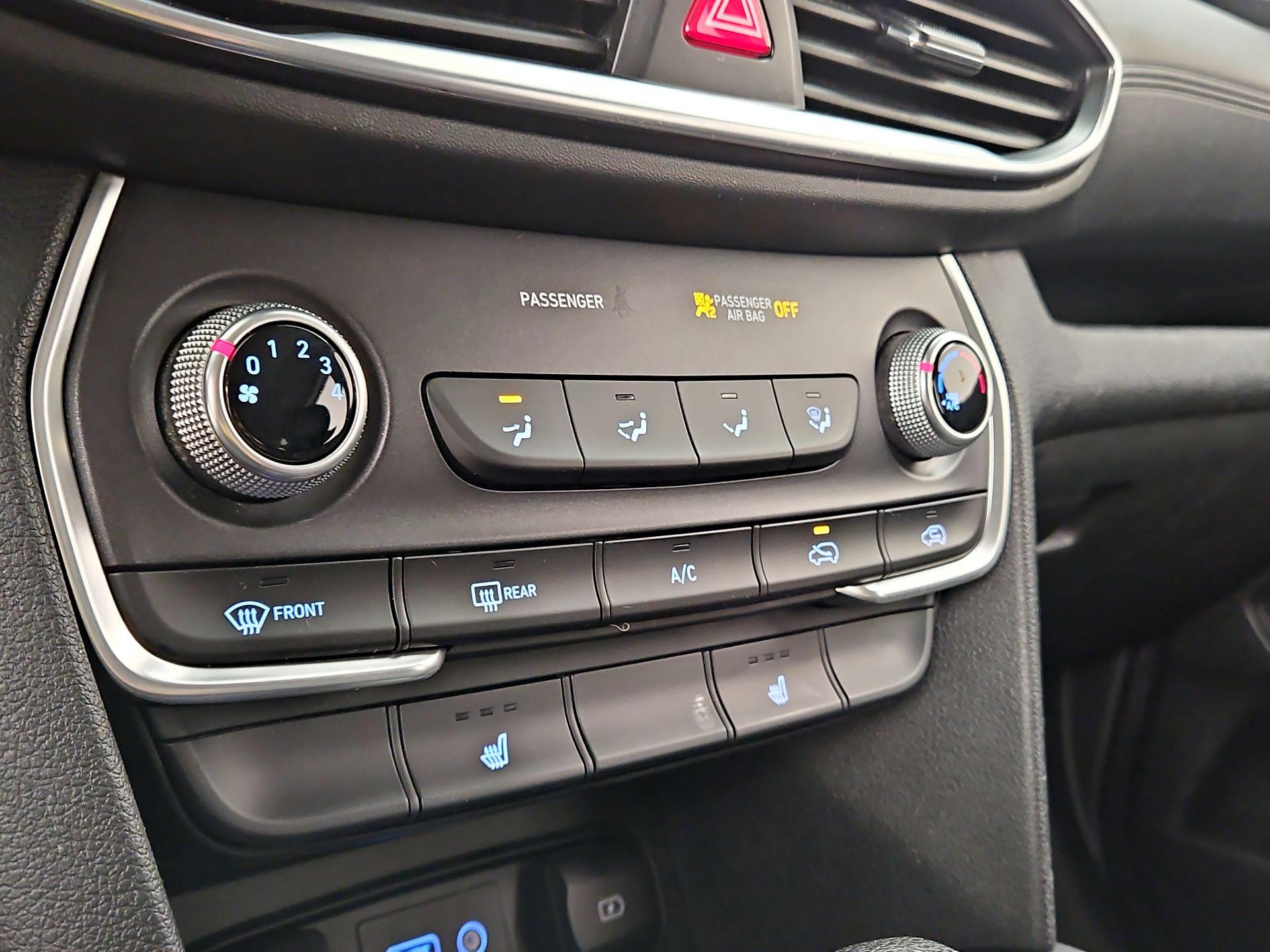 Thumbnail: 2020 Hyundai Santa Fe - 16