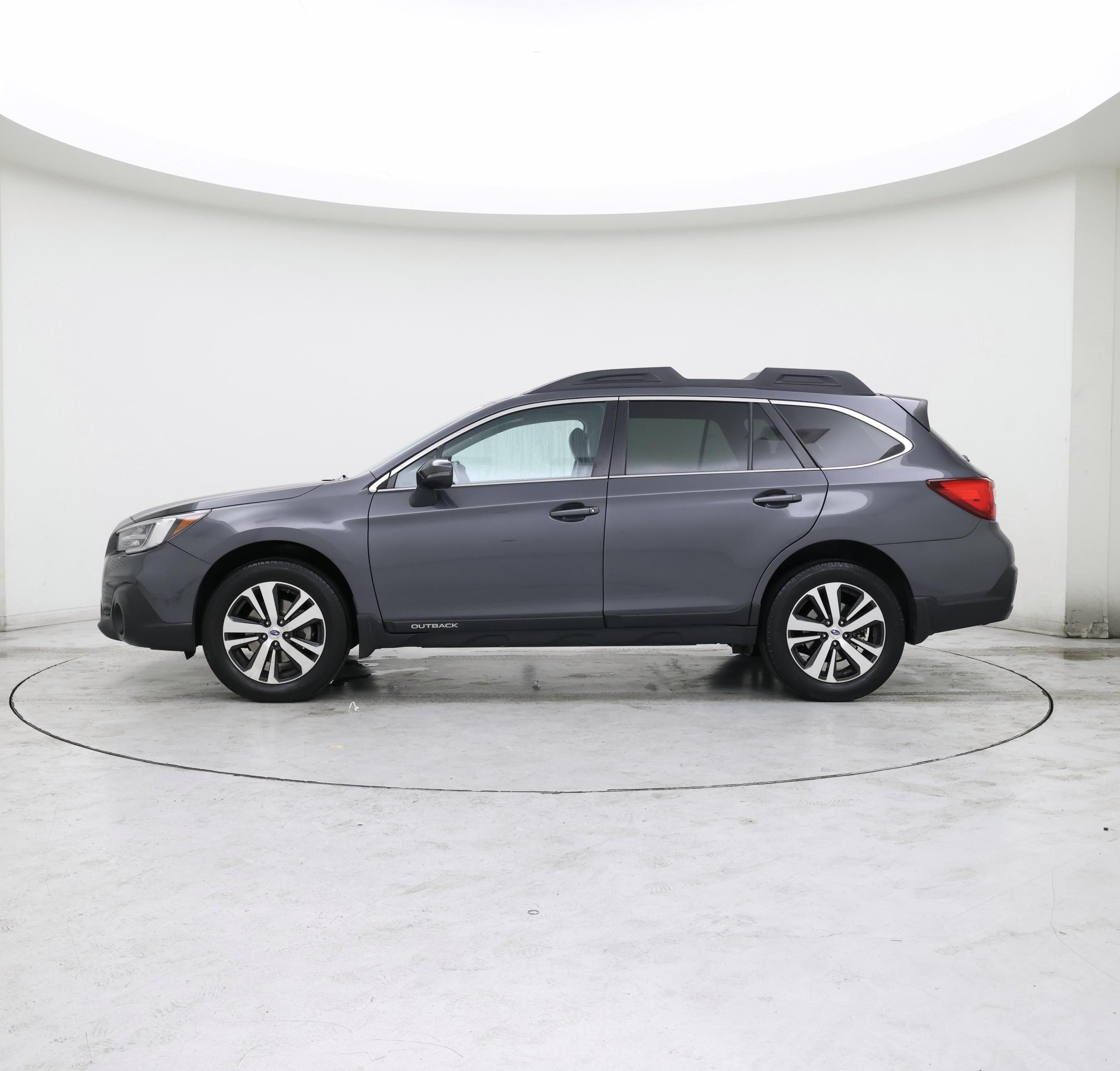 Thumbnail: 2018 Subaru Outback - 3