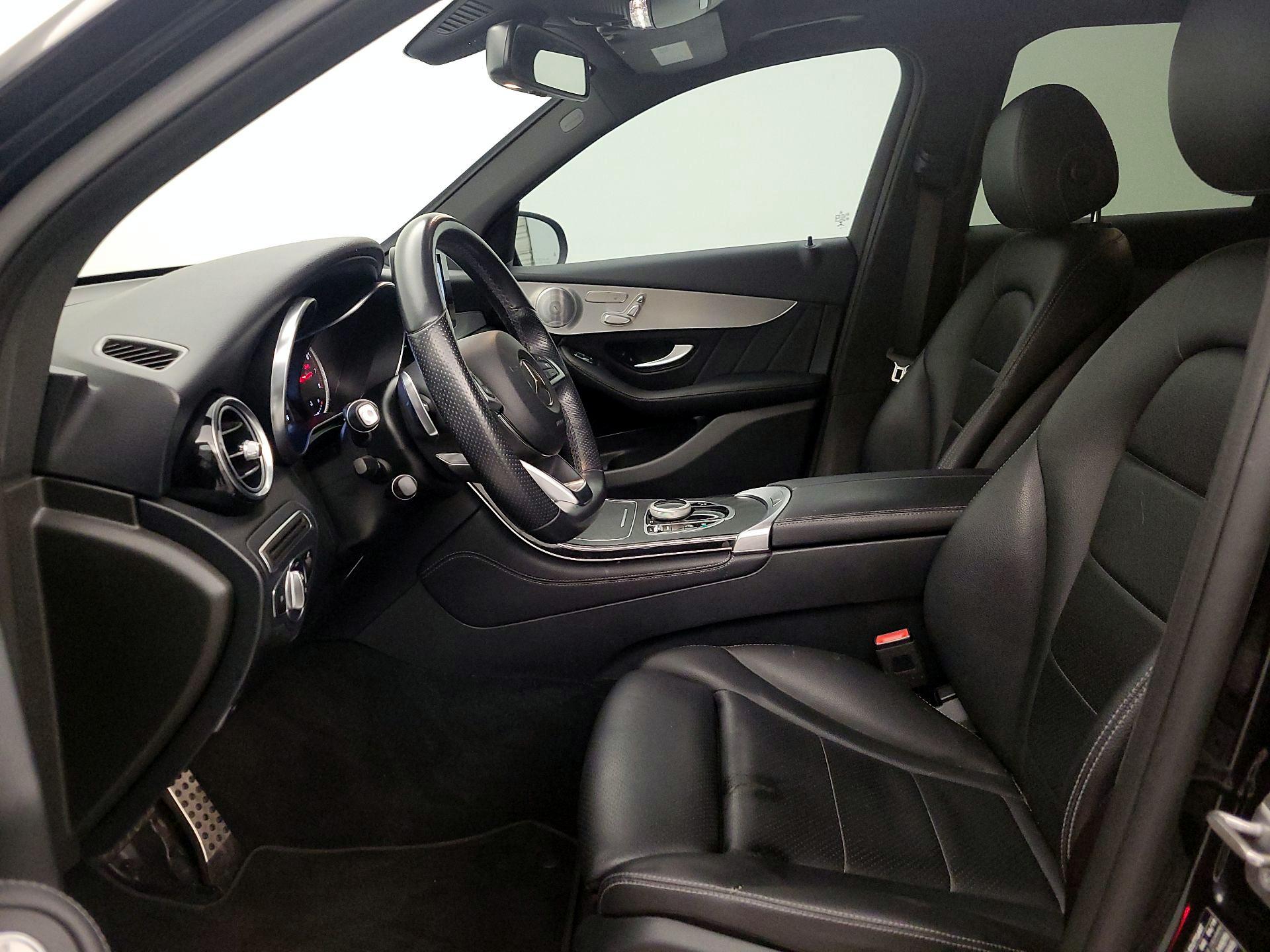 Thumbnail: 2019 Mercedes-Benz GLC - 11