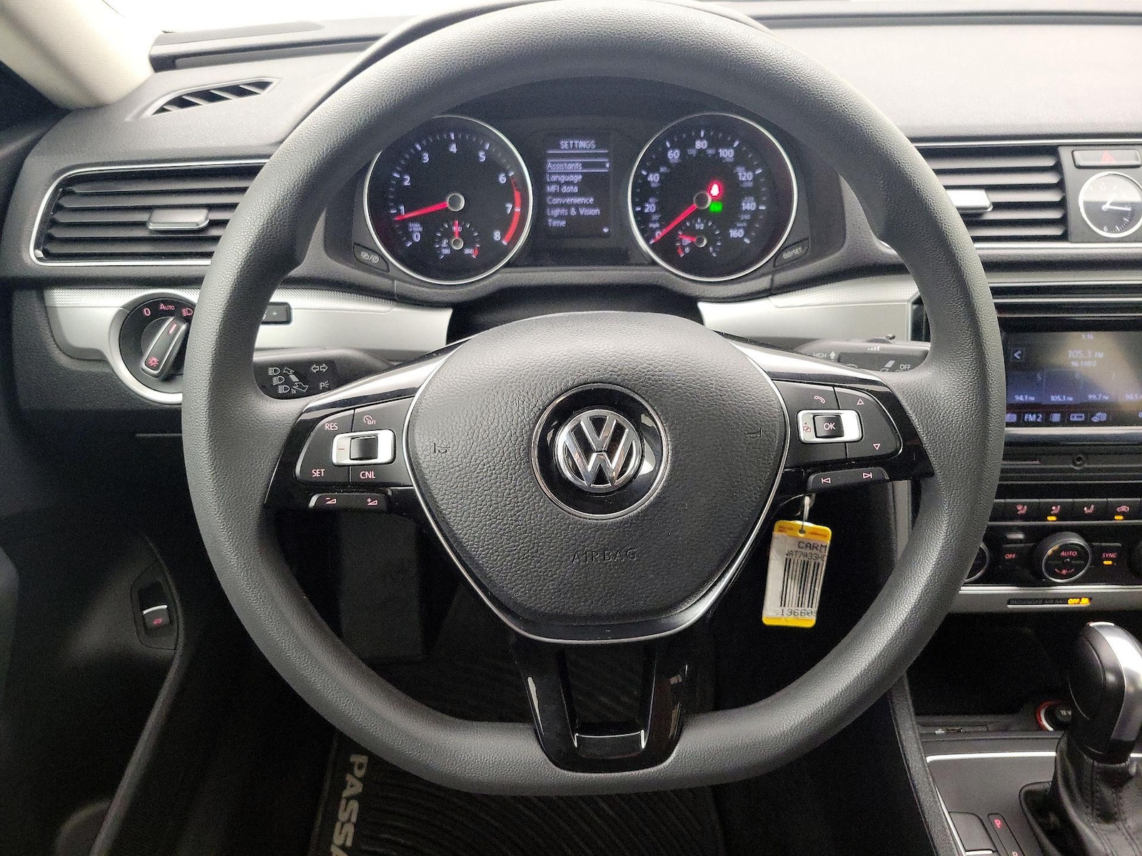 2017 Volkswagen Passat S - Photo 11