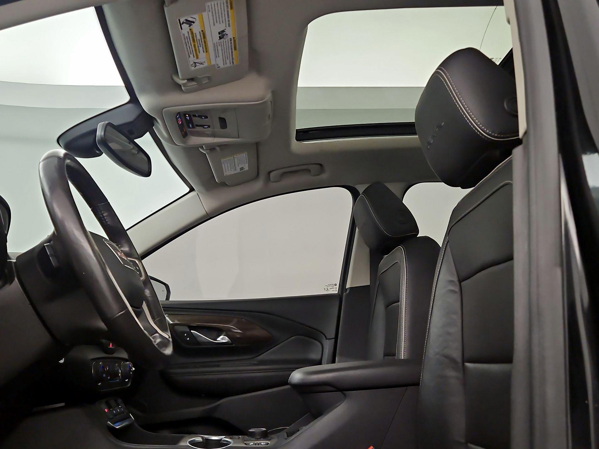 Thumbnail: 2020 GMC Terrain - 18