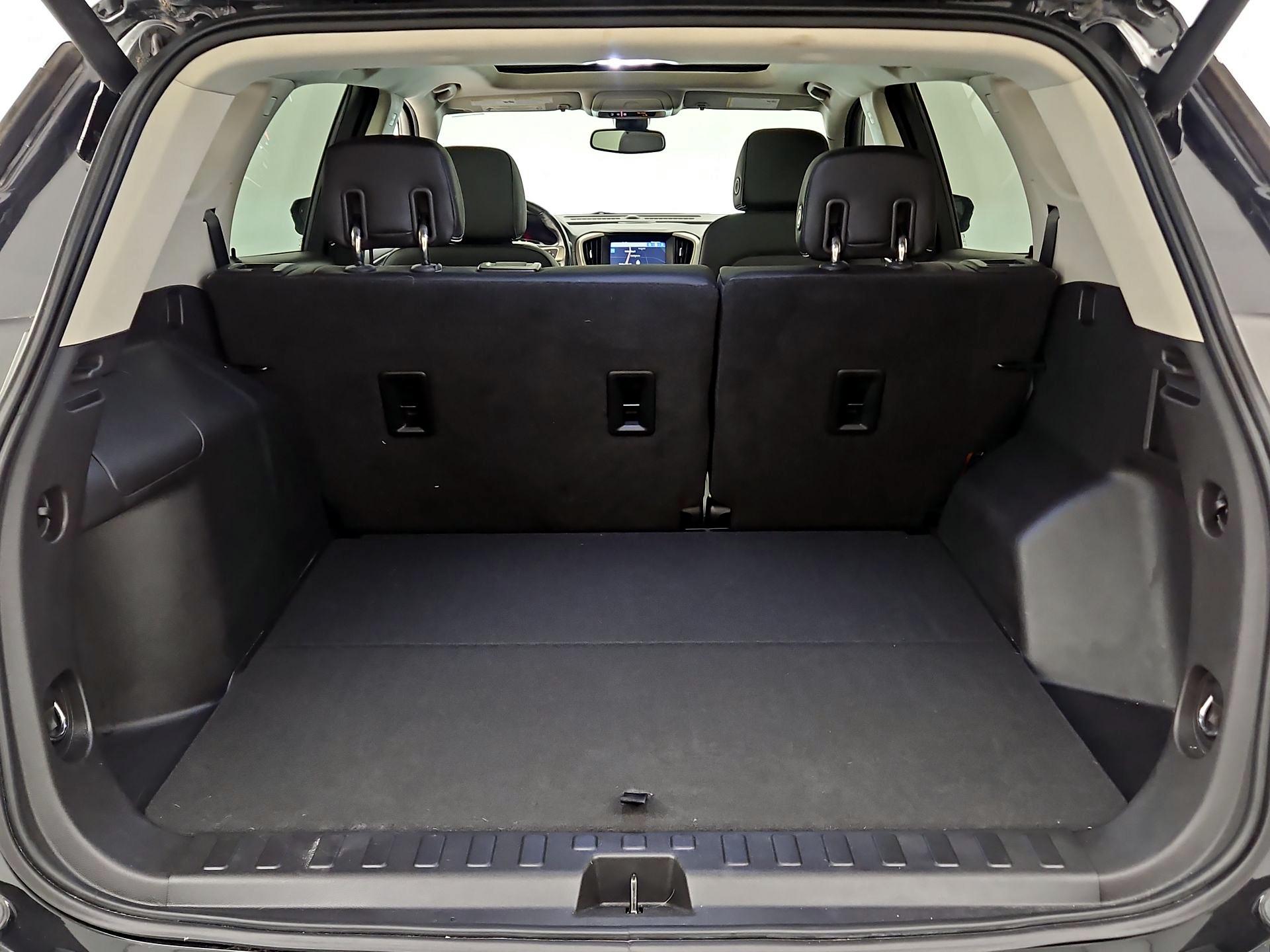 Thumbnail: 2020 GMC Terrain - 20