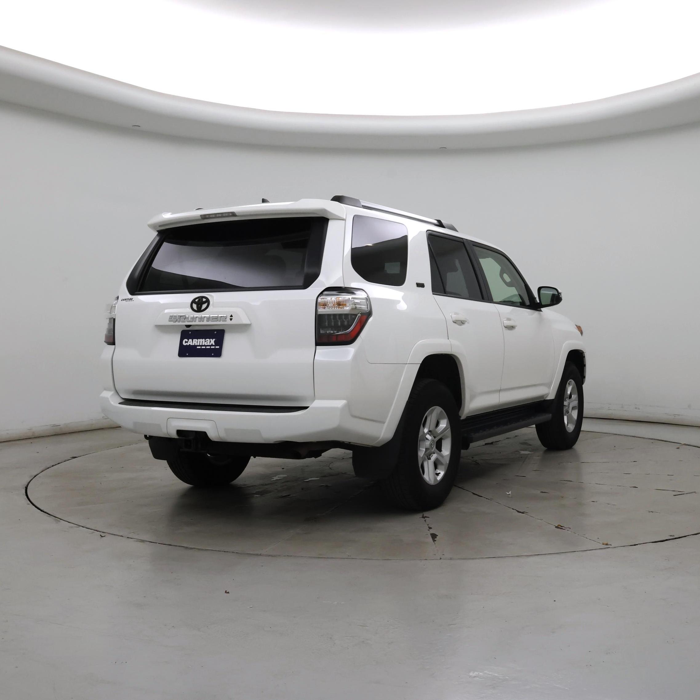 Thumbnail: 2024 Toyota 4Runner - 8