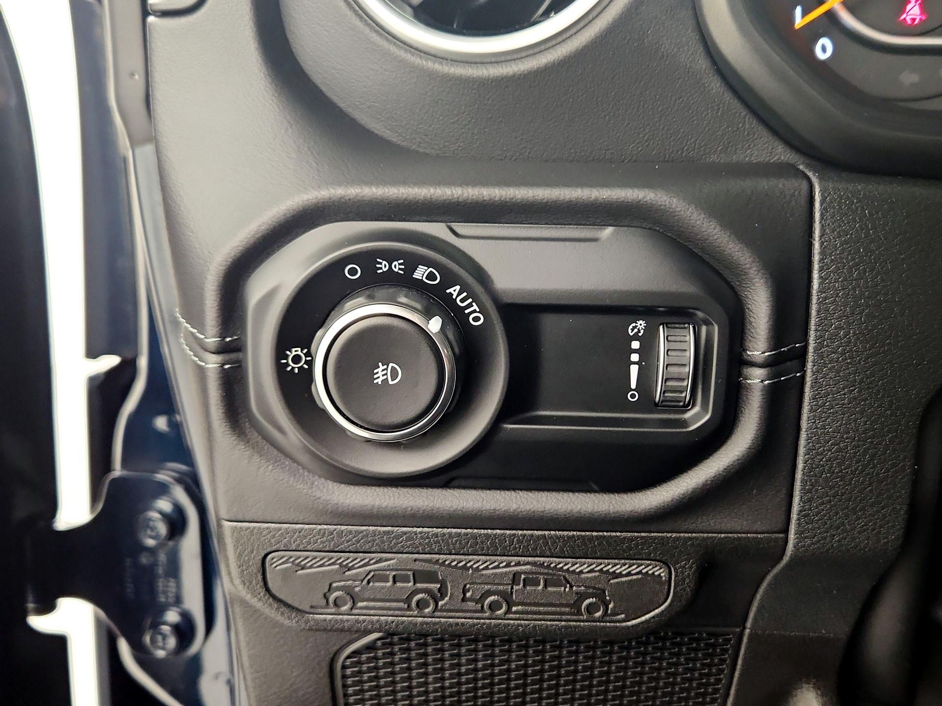 Thumbnail: 2025 Jeep Wrangler - 11