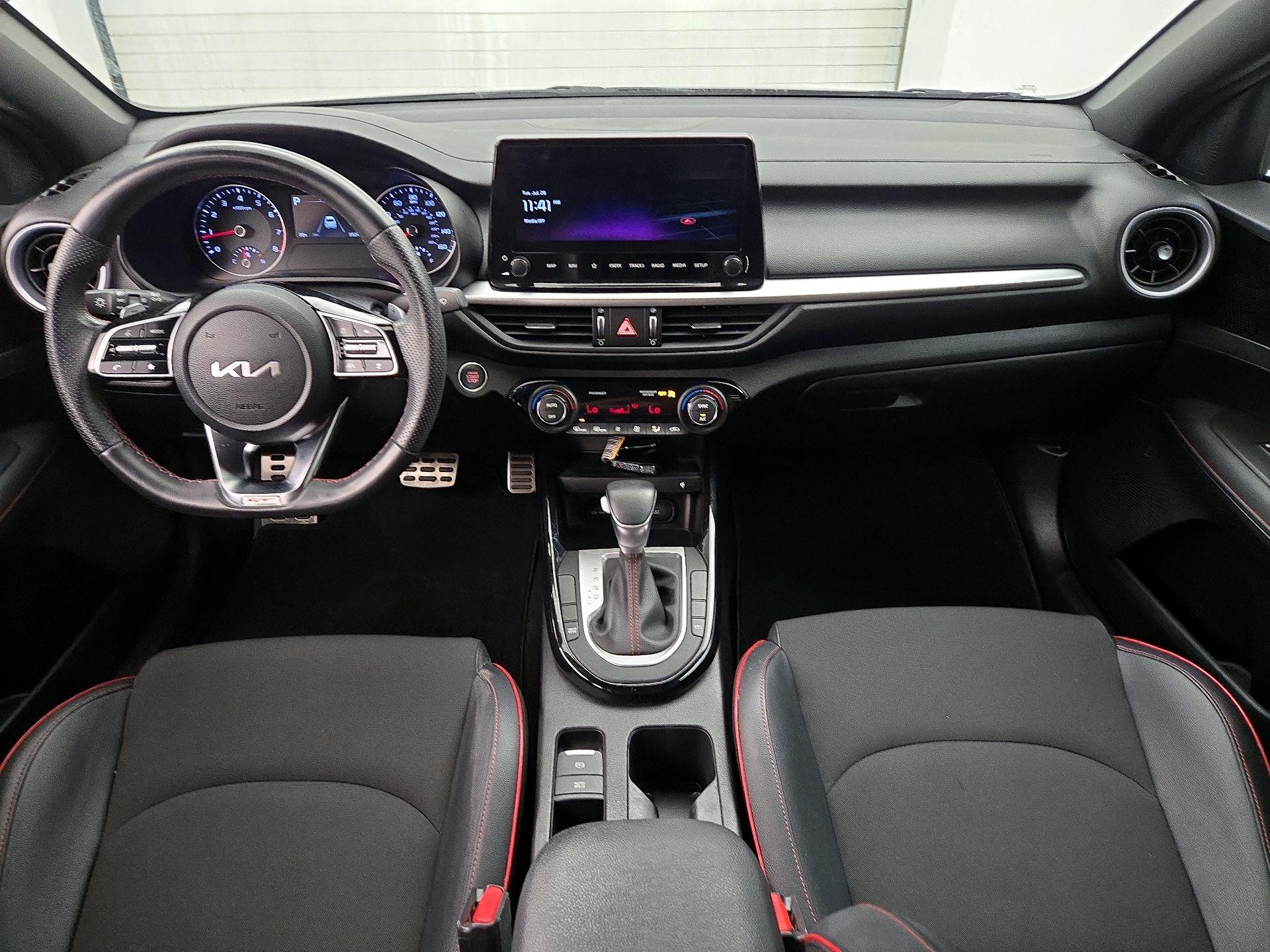 Thumbnail: 2023 Kia Forte - 9