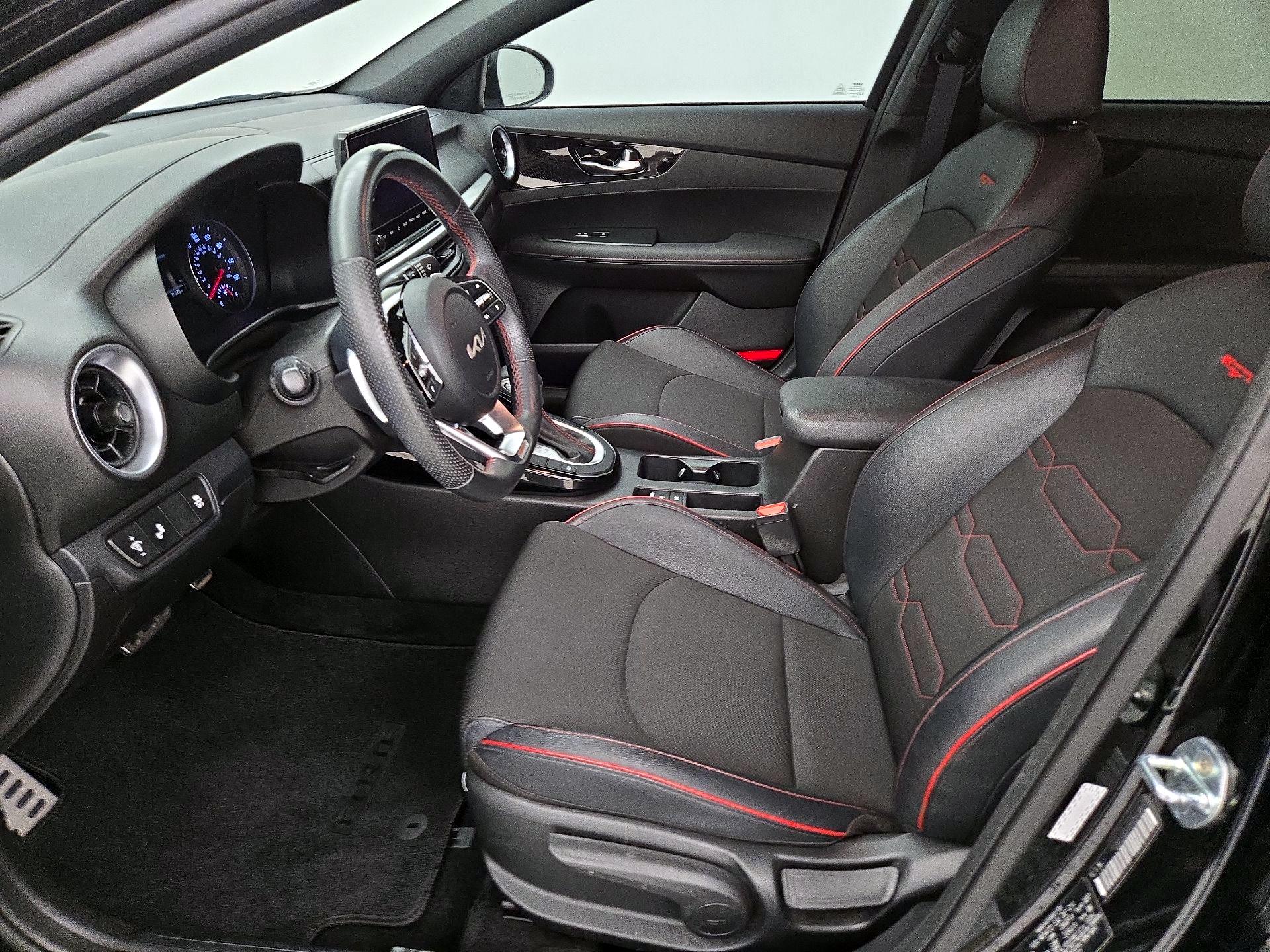Thumbnail: 2023 Kia Forte - 11