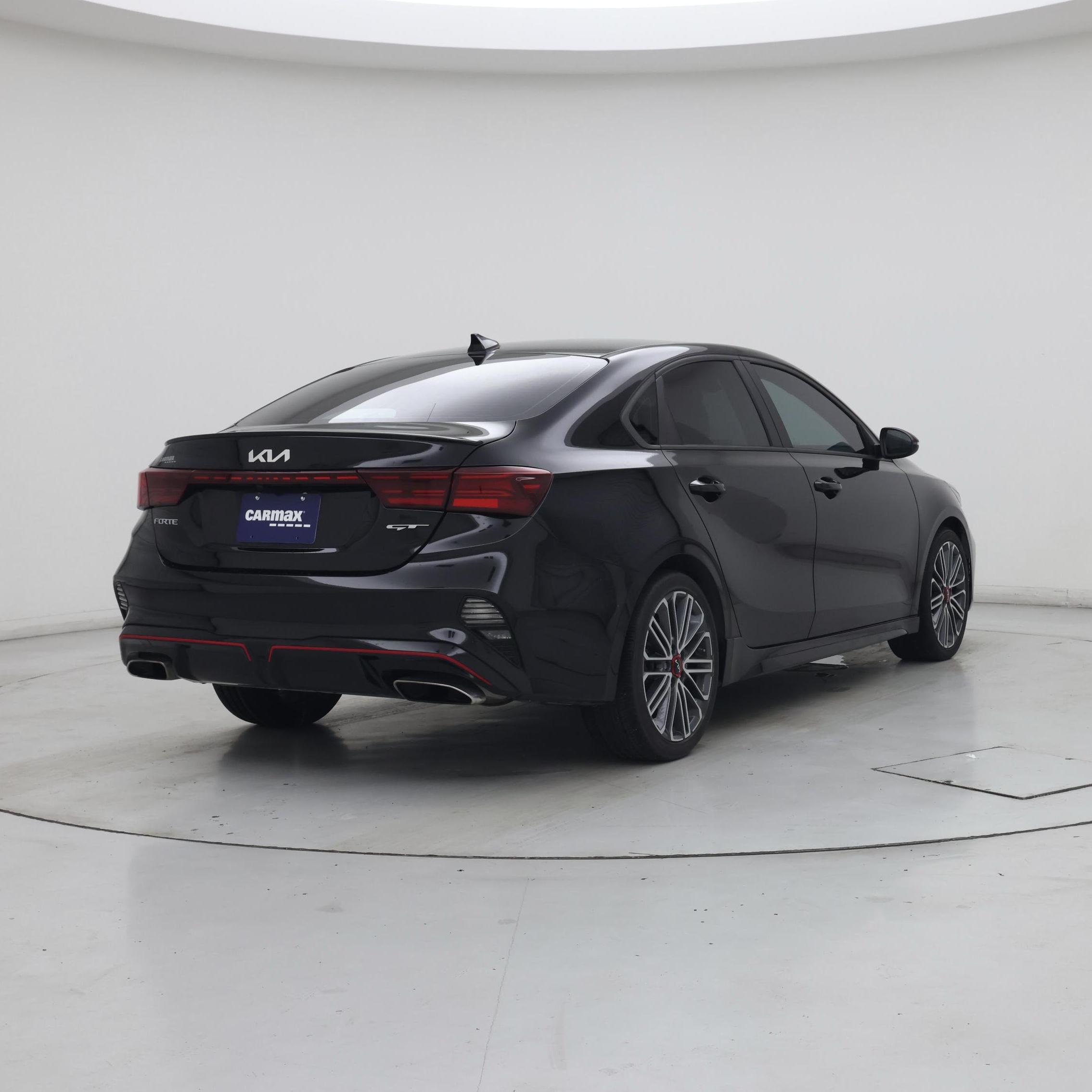 Thumbnail: 2023 Kia Forte - 8