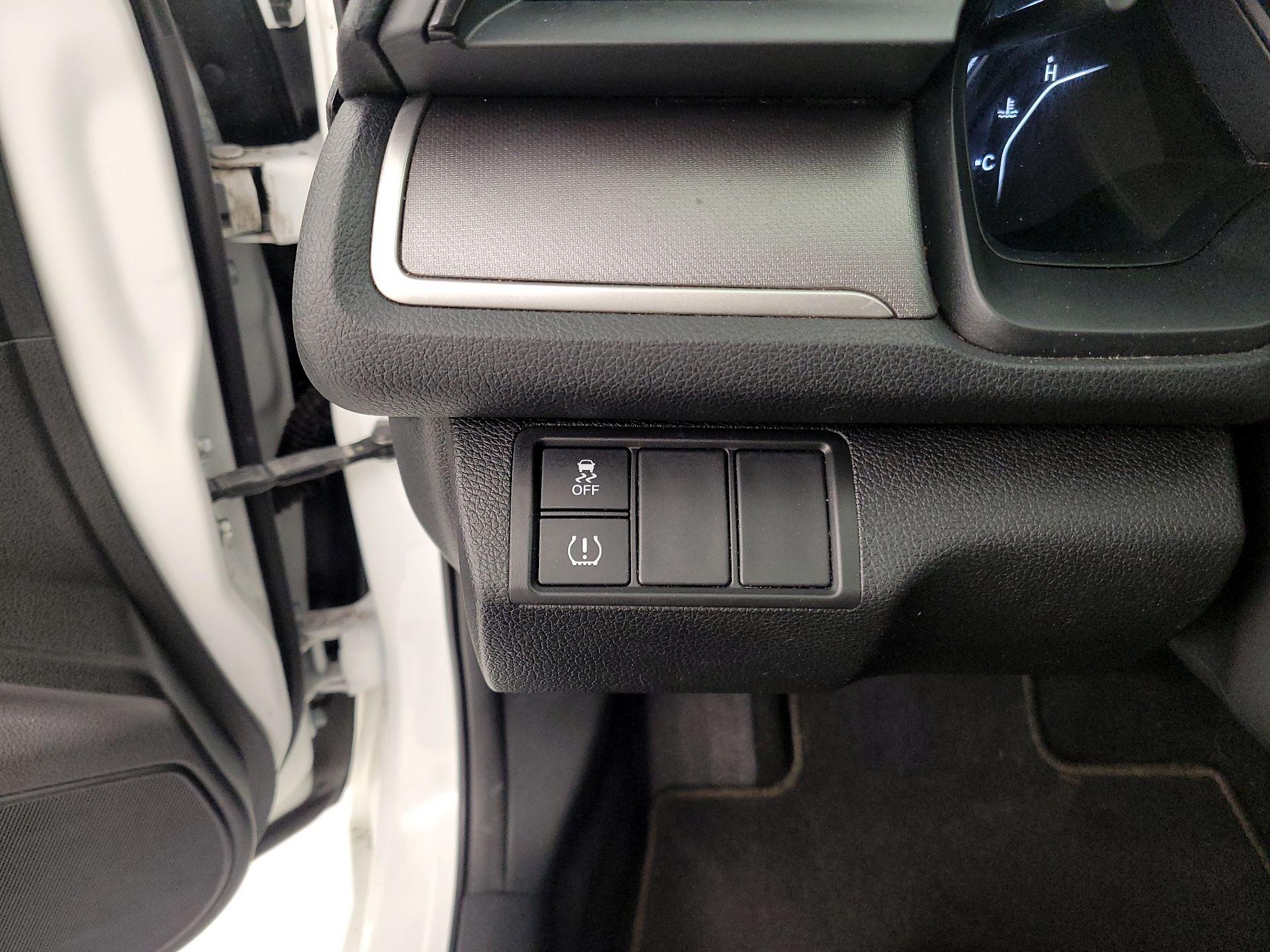 Thumbnail: 2016 Honda Civic - 13