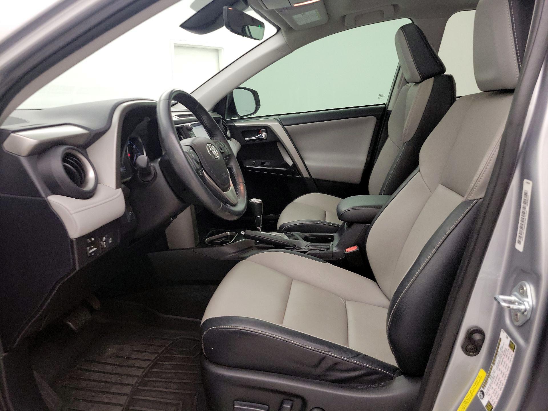 Thumbnail: 2017 Toyota RAV4 - 11