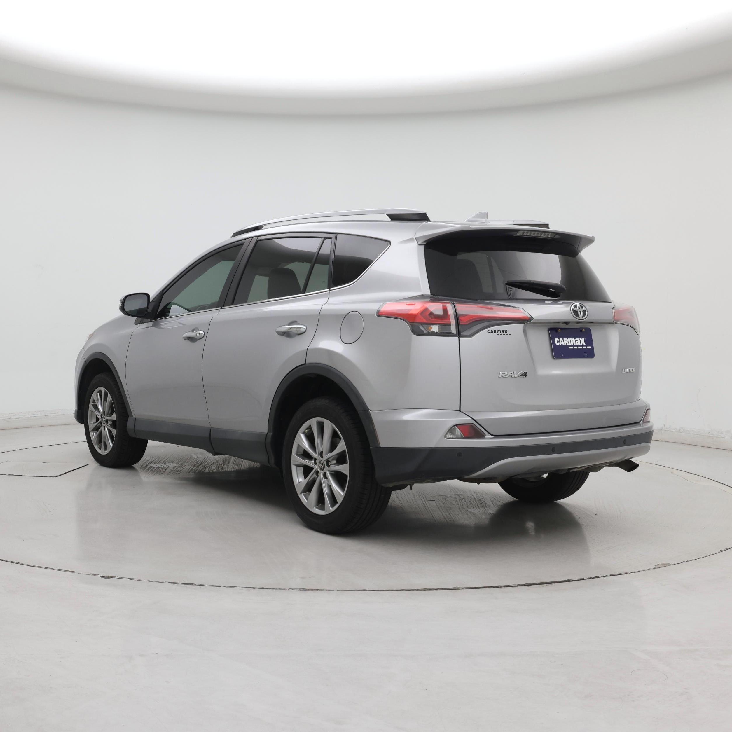 Thumbnail: 2017 Toyota RAV4 - 2