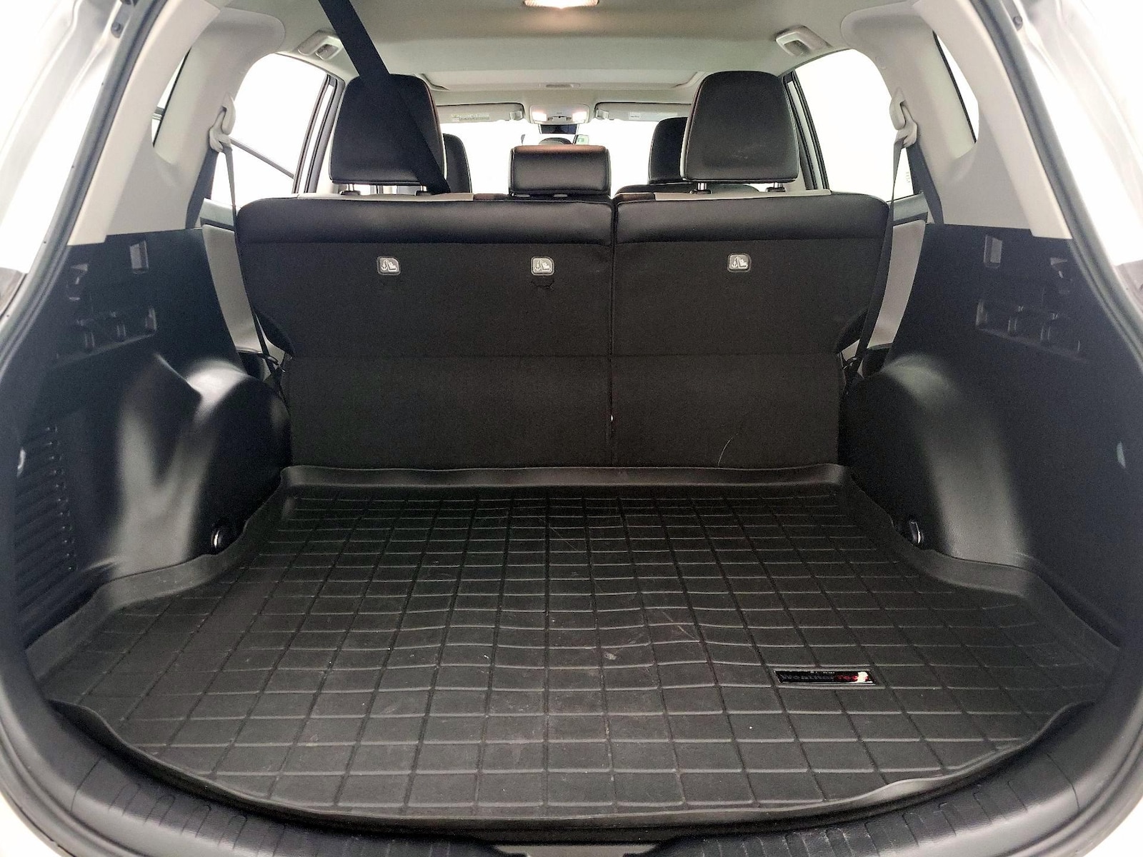 2017 Toyota RAV4 Limited - Photo 23
