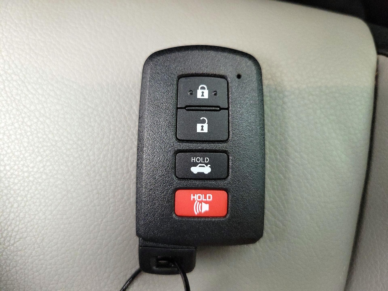 2017 Toyota RAV4 Limited - Photo 25