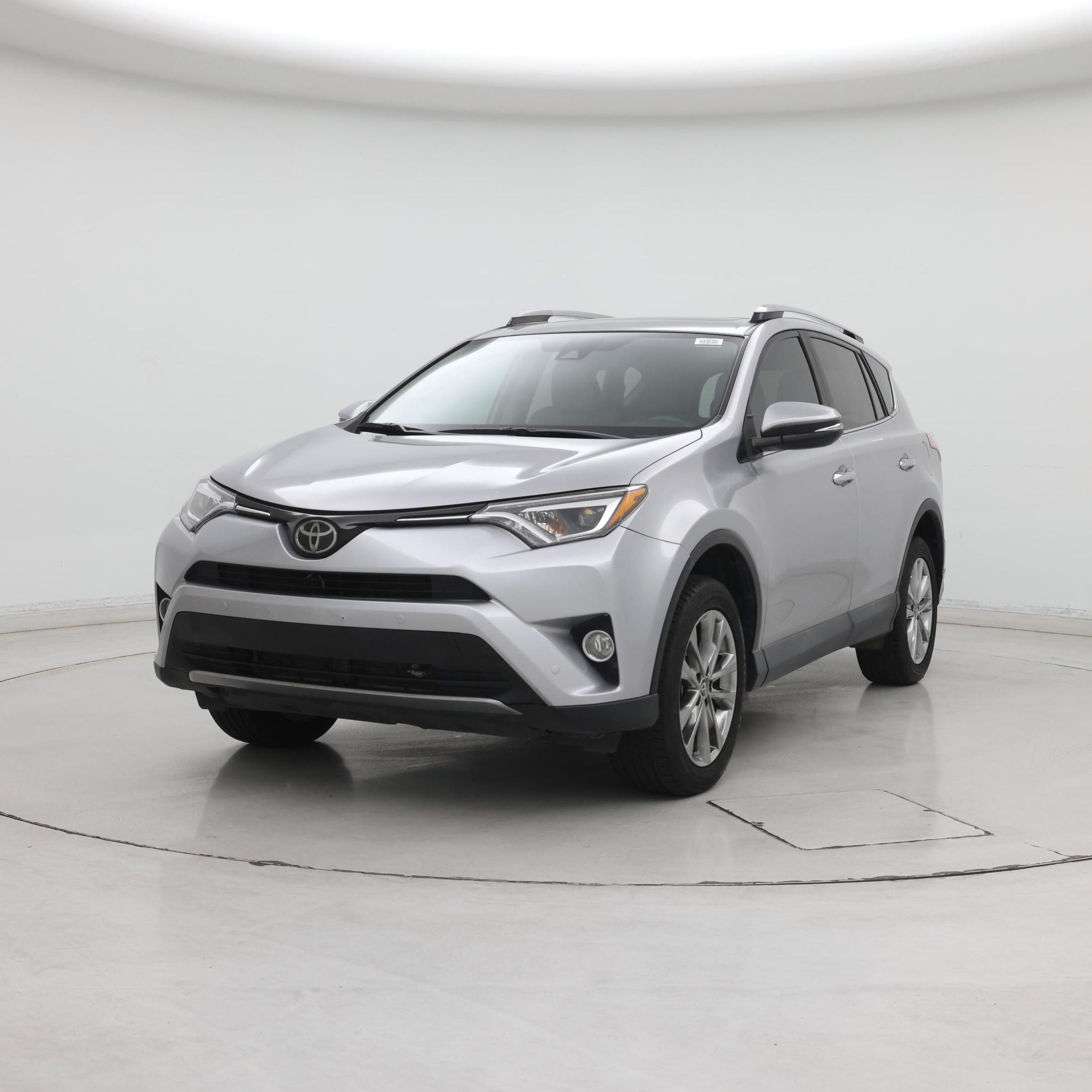Thumbnail: 2017 Toyota RAV4 - 4