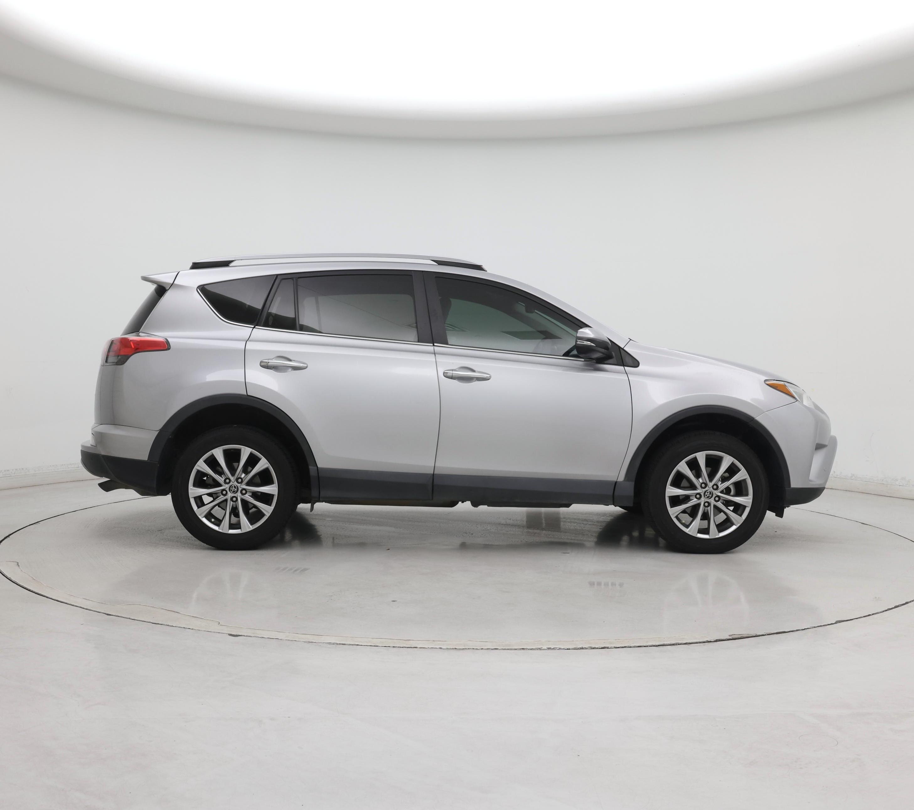 Thumbnail: 2017 Toyota RAV4 - 7