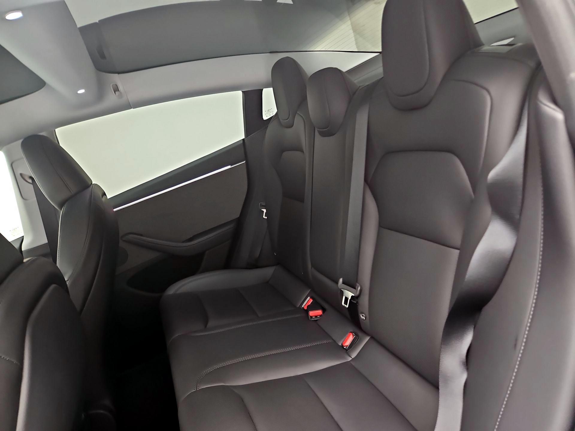 Thumbnail: 2024 Tesla Model 3 - 19