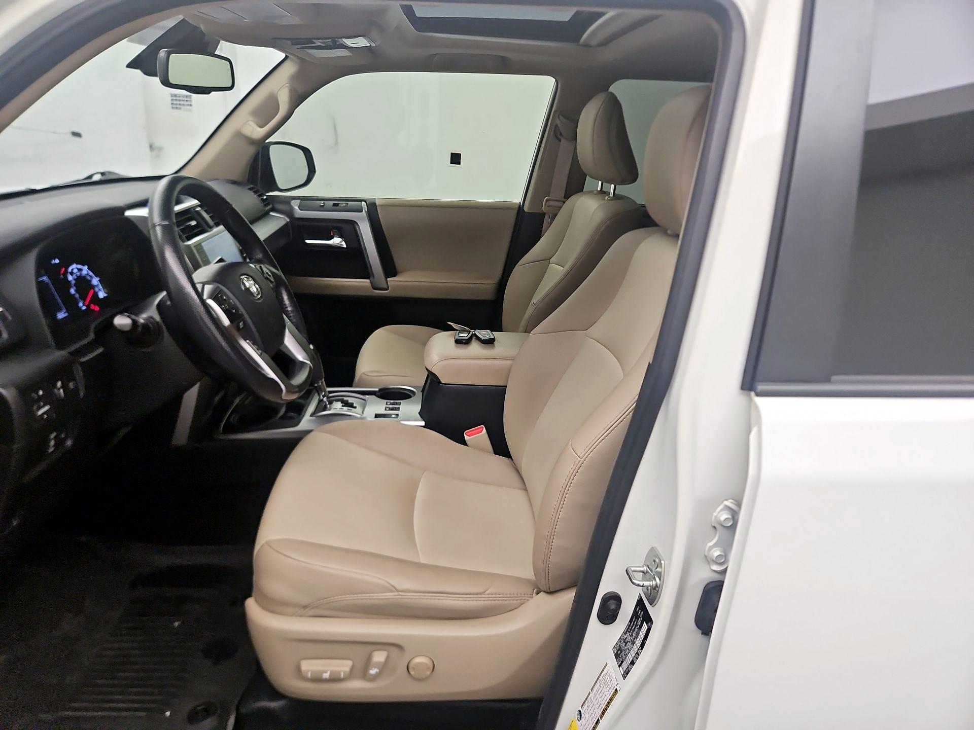 Thumbnail: 2023 Toyota 4Runner - 9