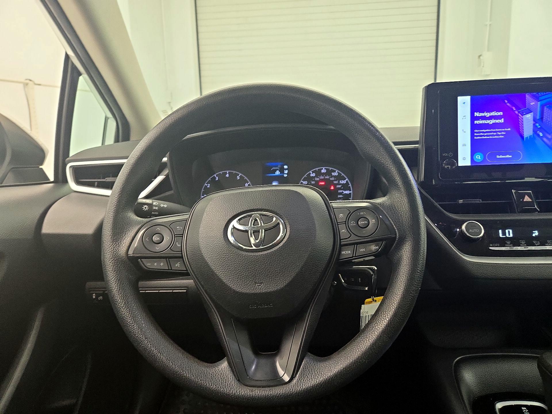 Thumbnail: 2023 Toyota Corolla - 10