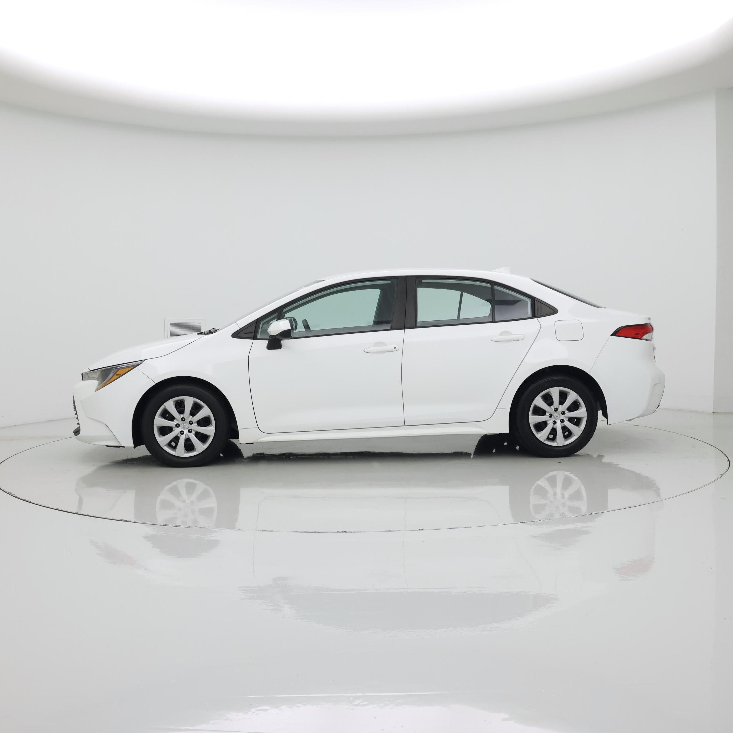 Thumbnail: 2023 Toyota Corolla - 3