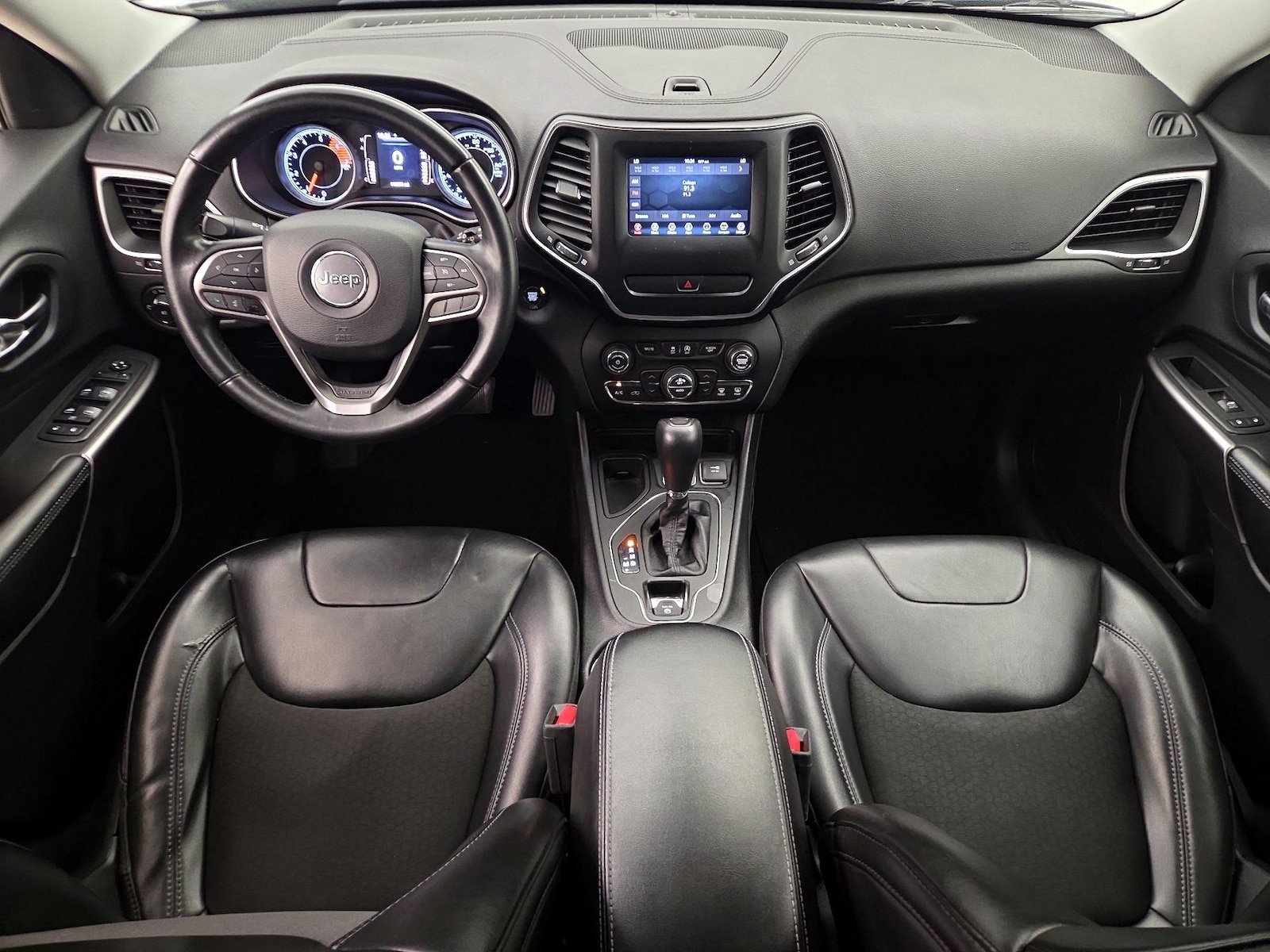 2019 Jeep Cherokee Latitude Plus - Photo 10