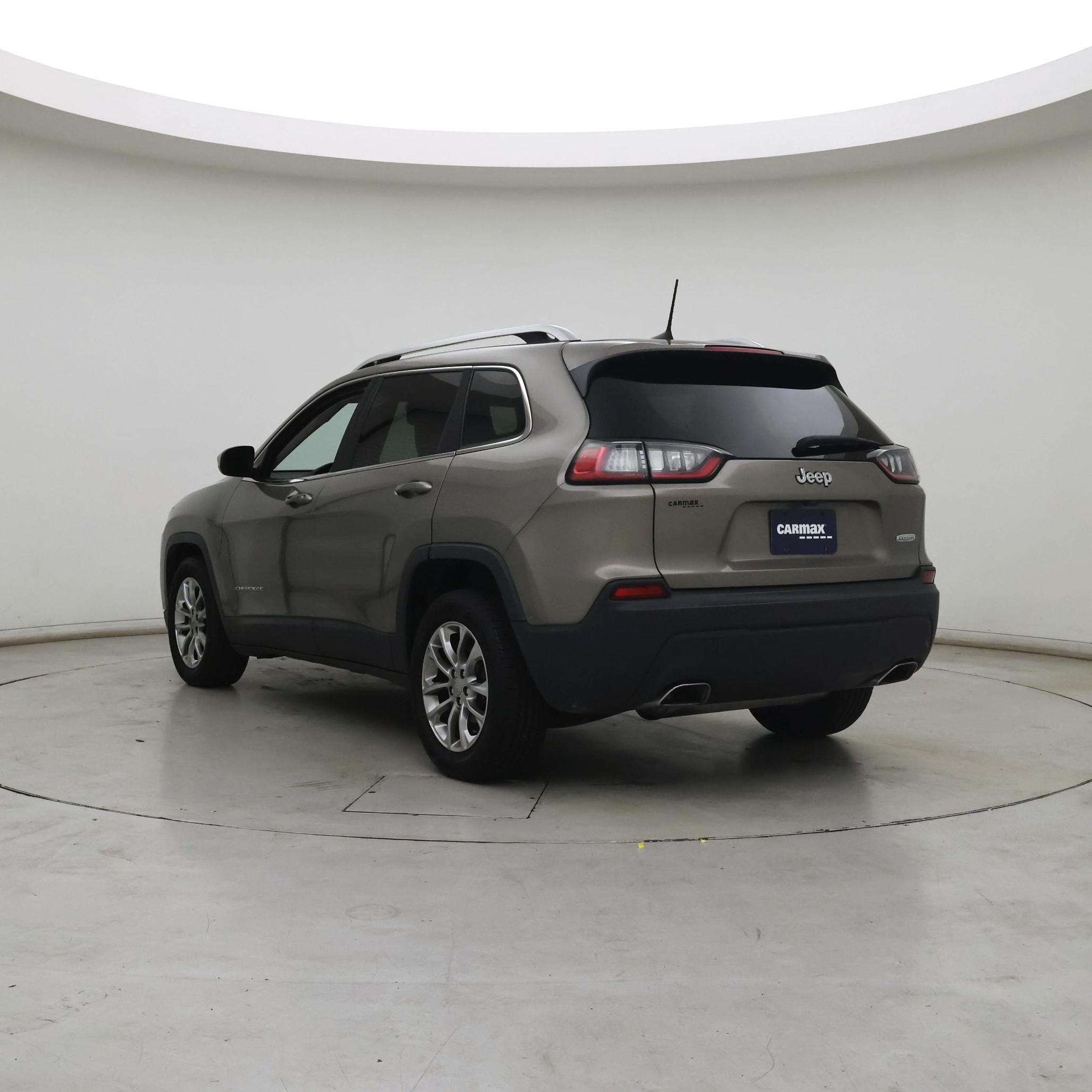 Thumbnail: 2019 Jeep Cherokee - 2