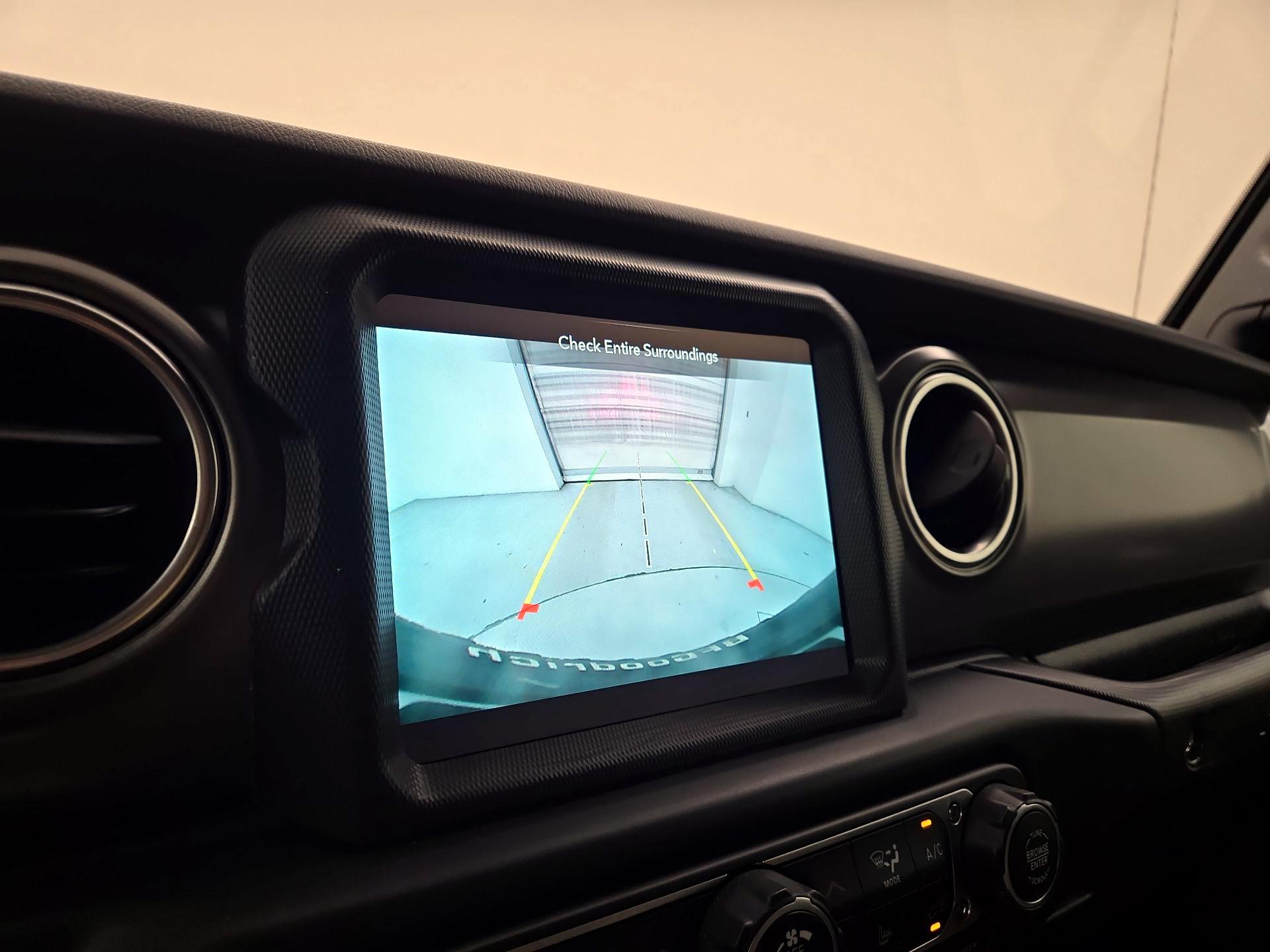 Thumbnail: 2023 Jeep Wrangler - 15