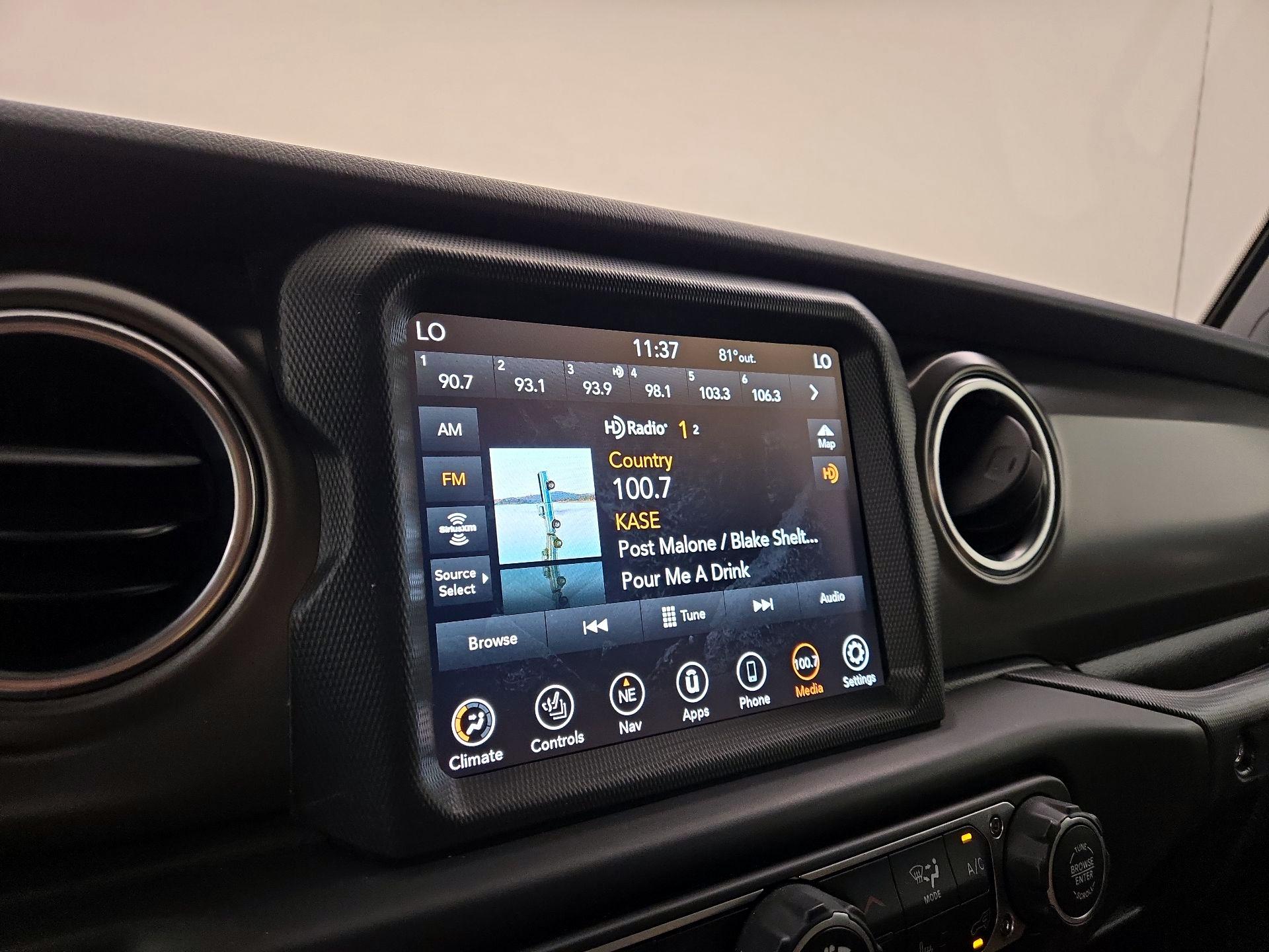 Thumbnail: 2023 Jeep Wrangler - 16