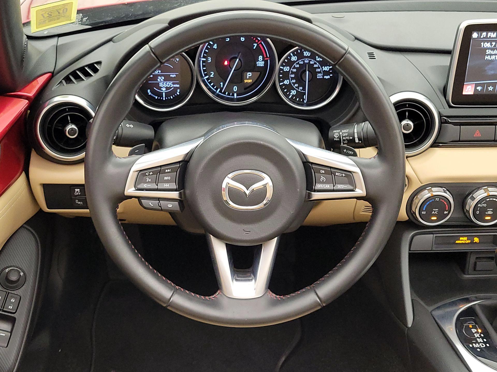 Thumbnail: 2016 Mazda MX-5 Miata - 10