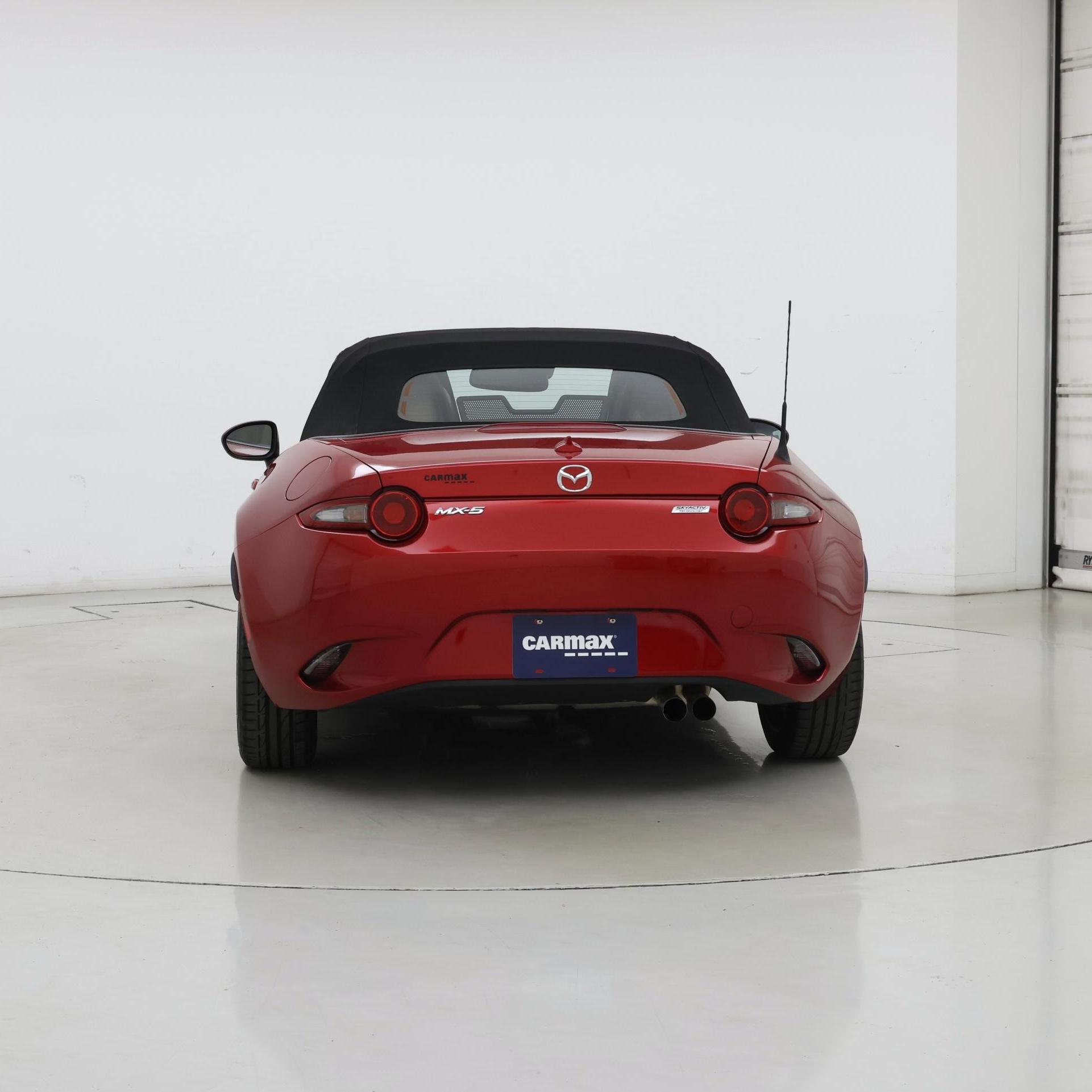 Thumbnail: 2016 Mazda MX-5 Miata - 6