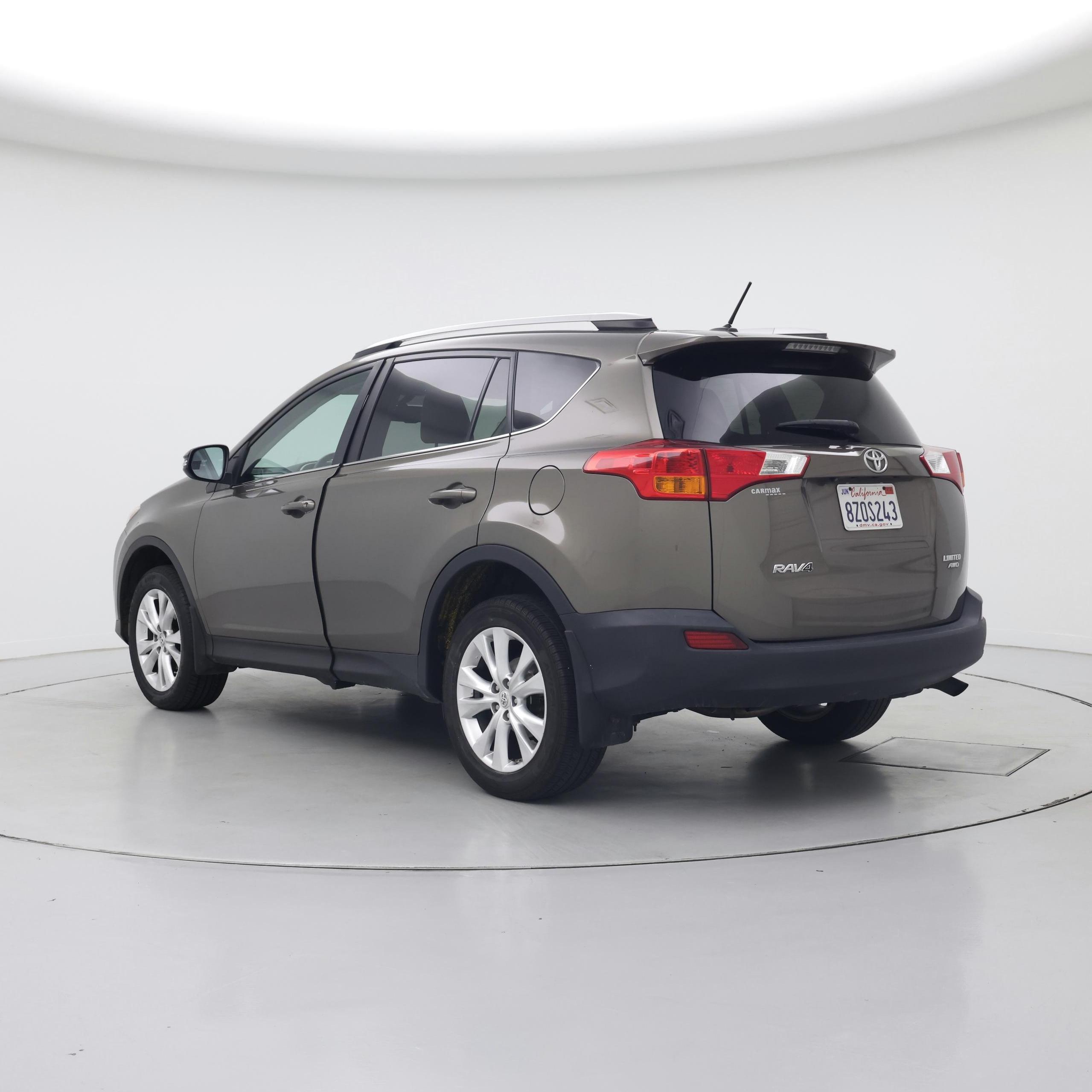 Thumbnail: 2015 Toyota RAV4 - 2