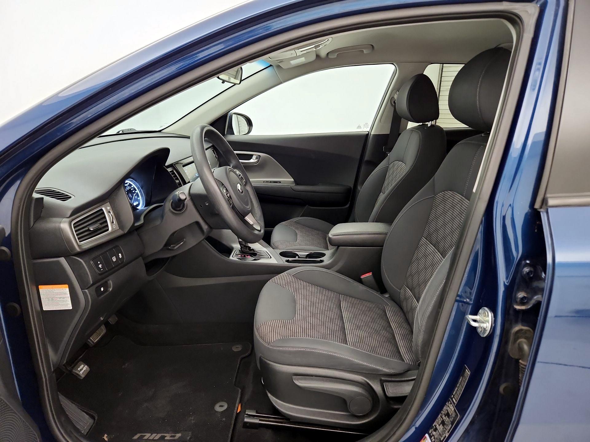 Thumbnail: 2019 Kia Niro - 11